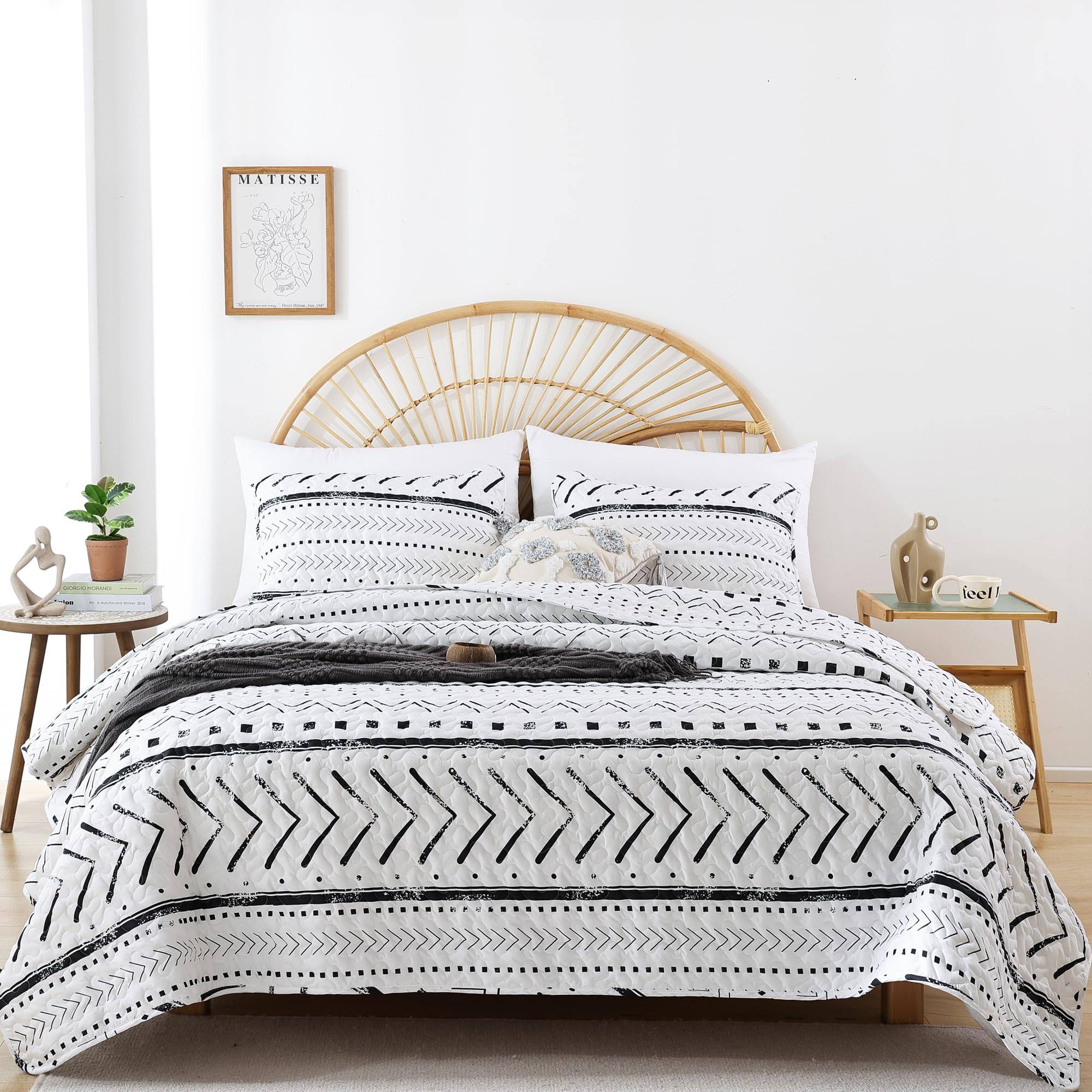 JANZAA Boho Bedding Bedspreads Queen Size,3 Pcs Bohemian Quilt Set with Geometric Printed for All Season(Two Pillow Cases)