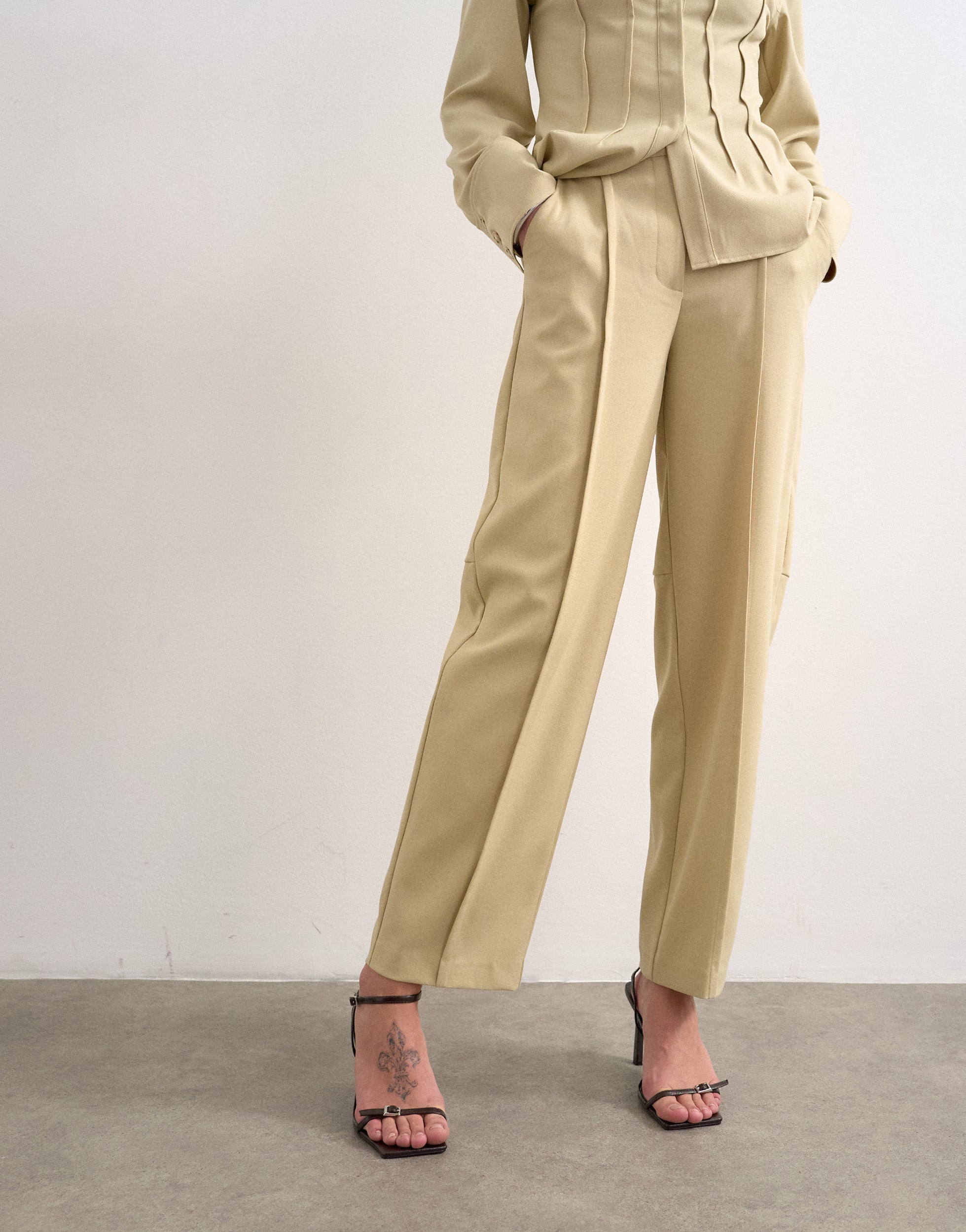 VERO MODA® TSWERA High rise Tailored Trousers
