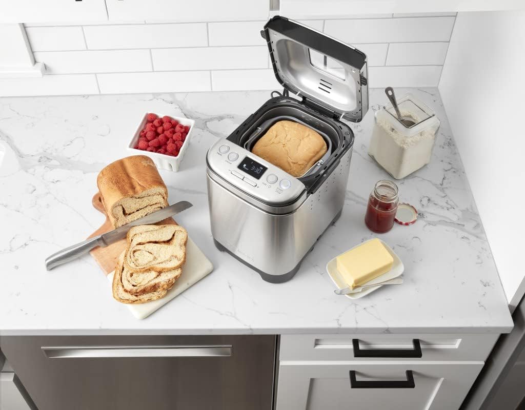 Machine à pain Cuisinart, compacte et automatique, jusqu'à 900 g de pains