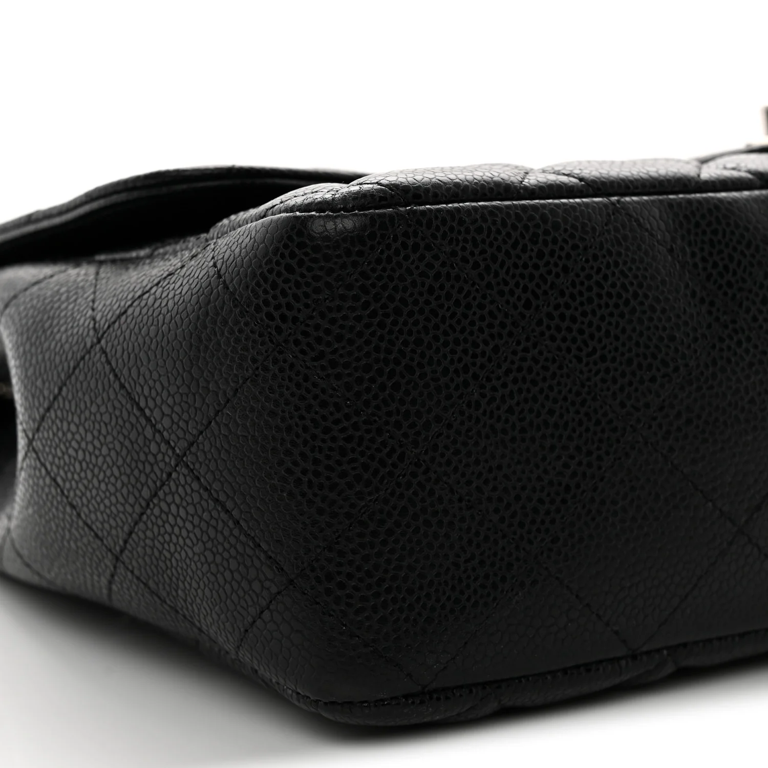 Caviar Quilted Jumbo Single Flap Black