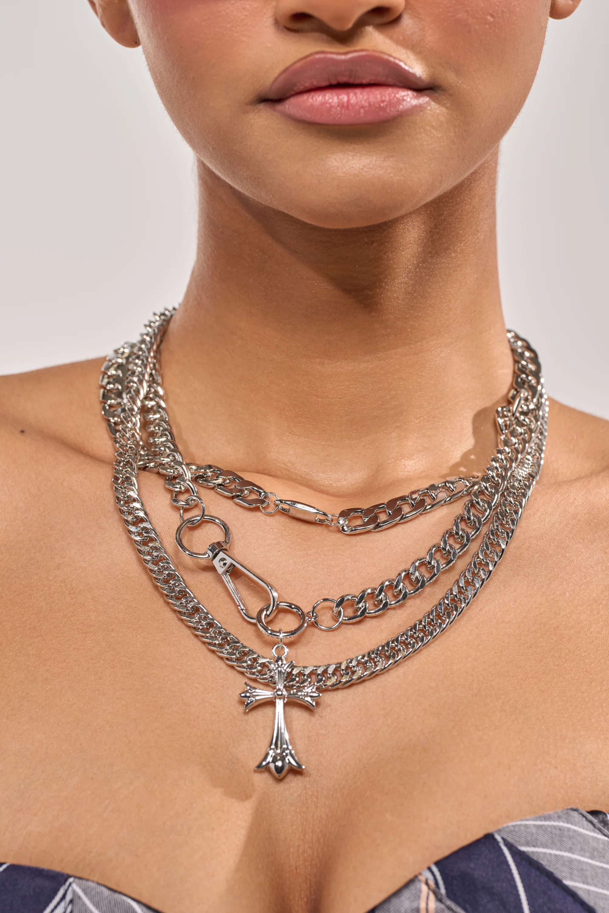 BLESSED TO BE HOT SILVER NECKLACE - Akira Store