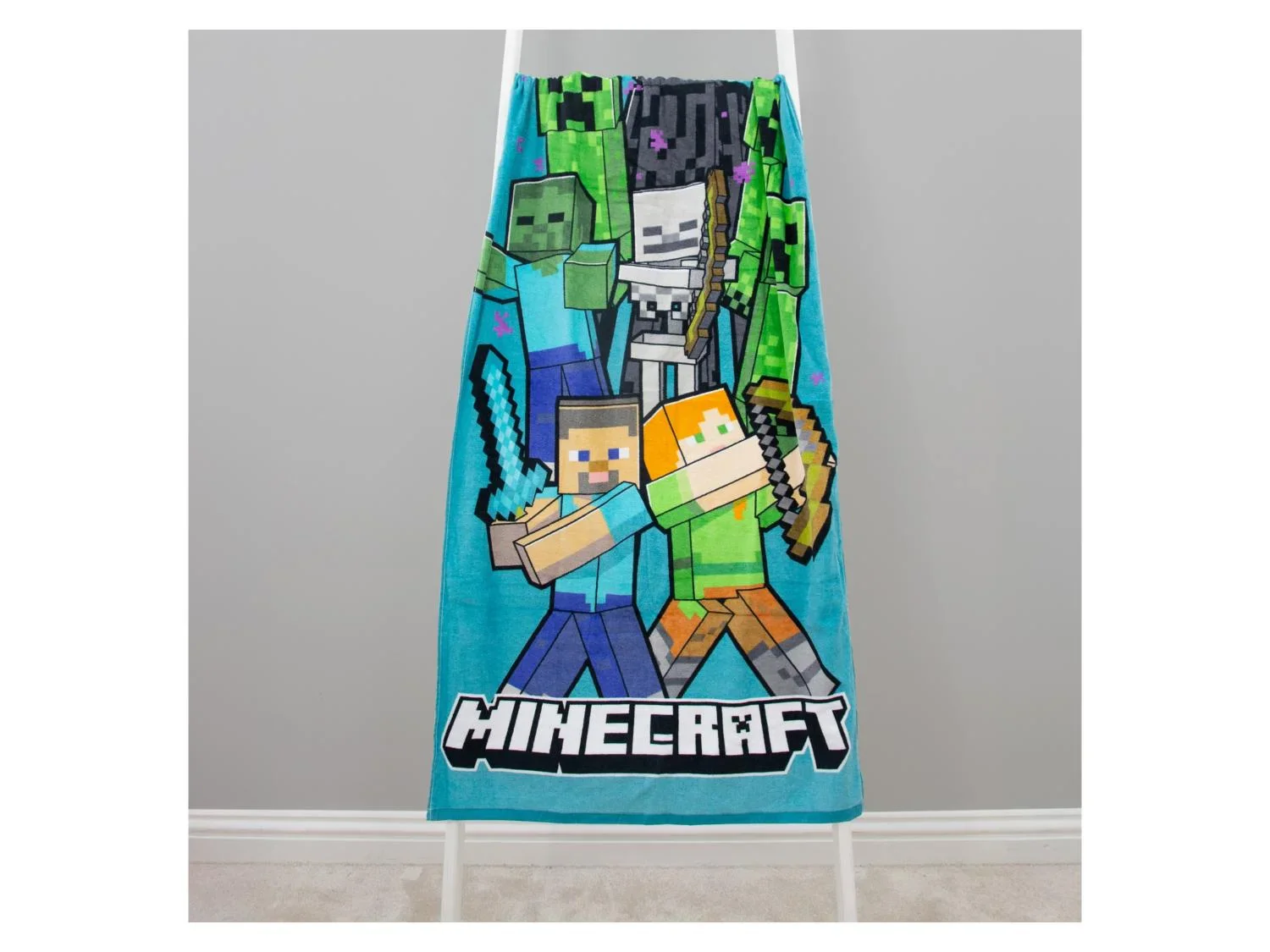 Serviette de plage enfant Super Mario ou Minecraft