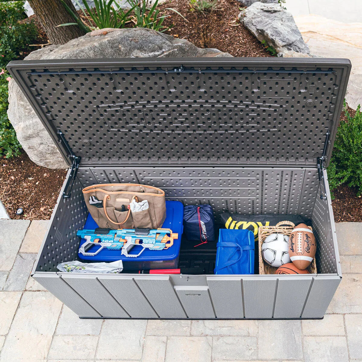 568 Litre Modern Outdoor Storage Deck Box
