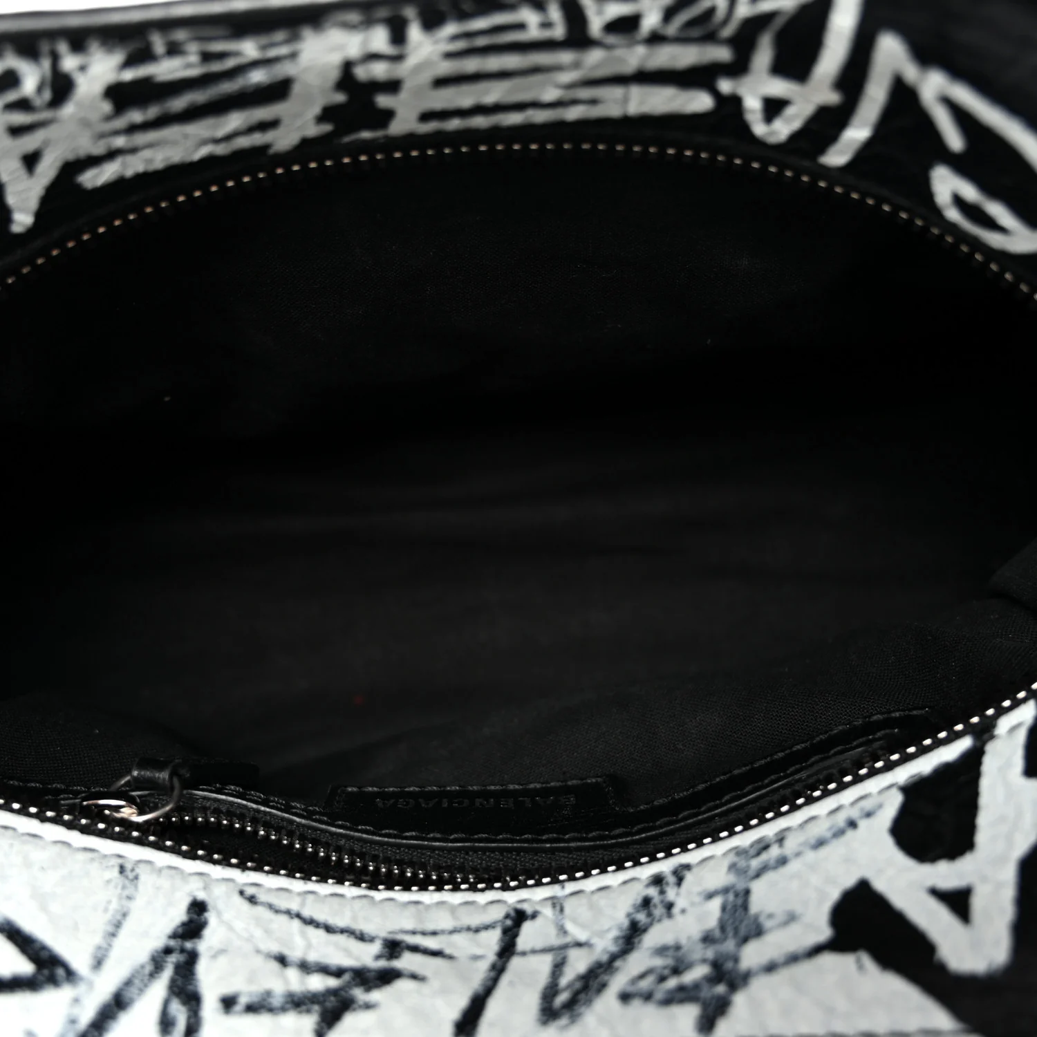 Agneau Arena Graffiti Neo Cagole Handbag XS Black White