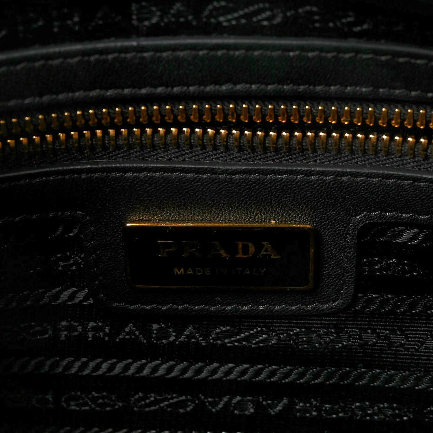 Re-Nylon Saffiano Medium Re-Edition 1978 Top Handle Bag Black
