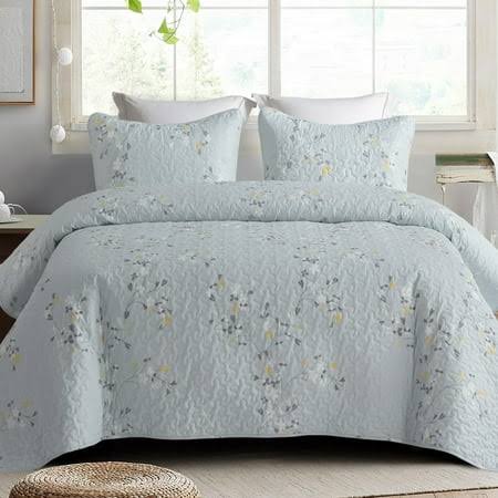 Exclusivo Mezcla Microfiber King Size Quilt Set for All Seasons, 3 Piece Flower Pattern Bedspread/Coverlet/Bedding Set with 2 Shams, Lightweight and