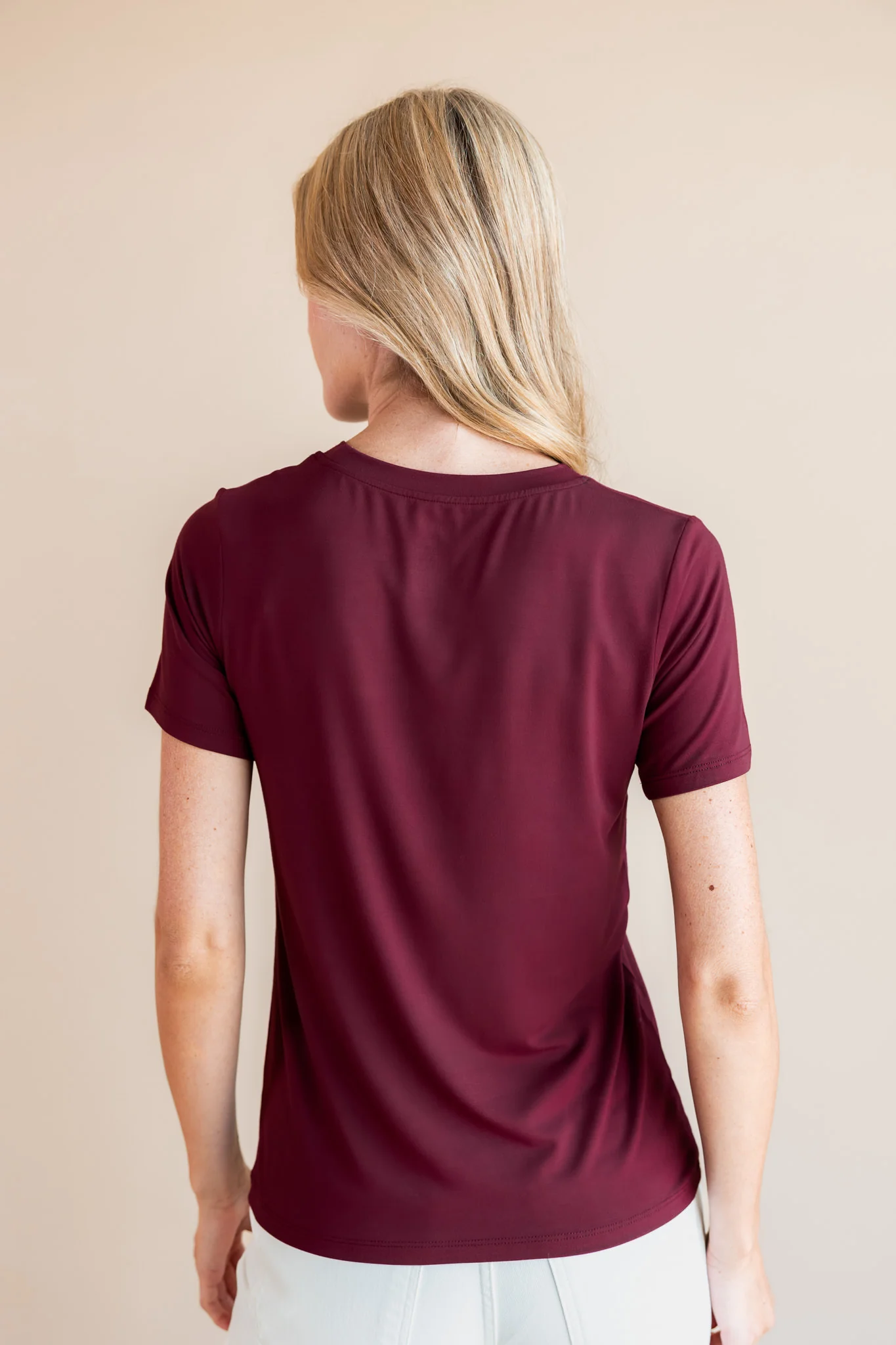 Women's Crew Neck Tee in Burgundy