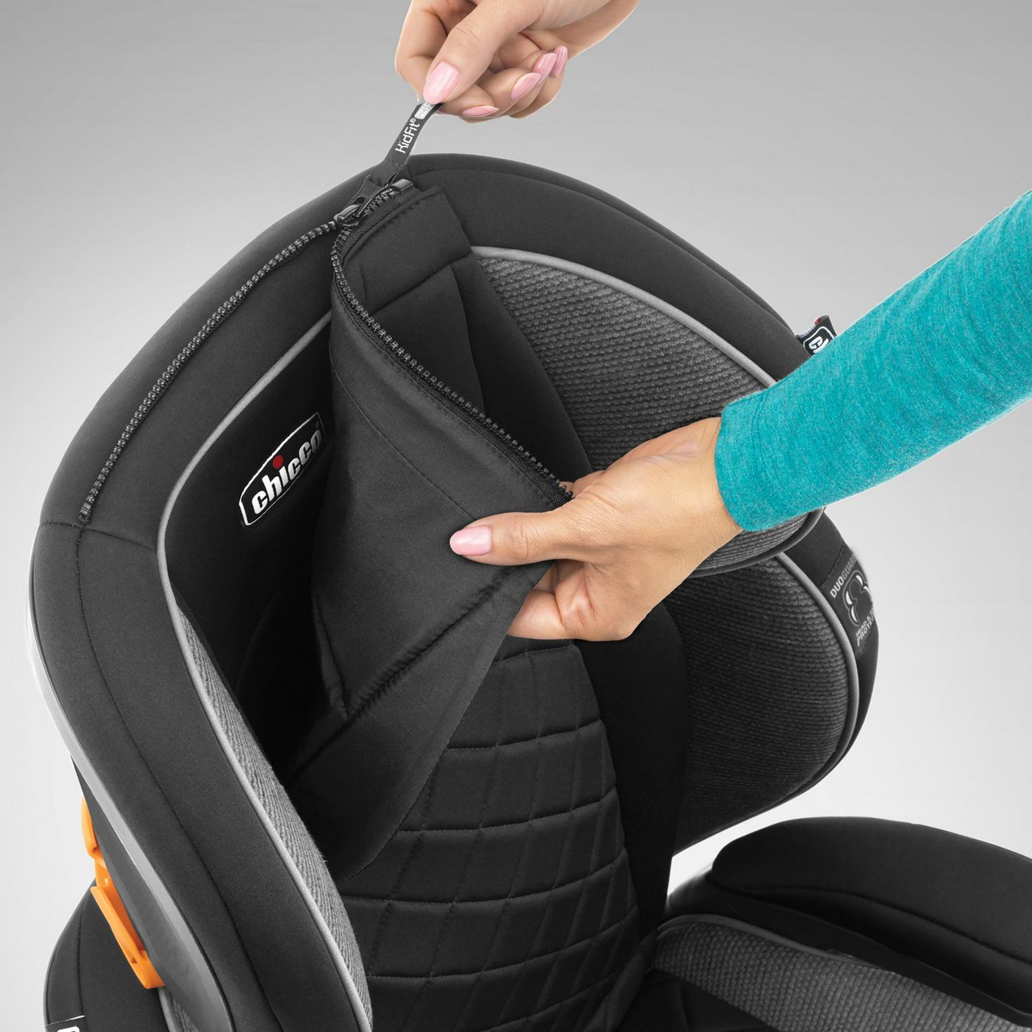 Chicco Kidfit Zip Plus 2 - in - 1 Belt Positioning Booster Car Seat - Taurus (Black/Grey). New