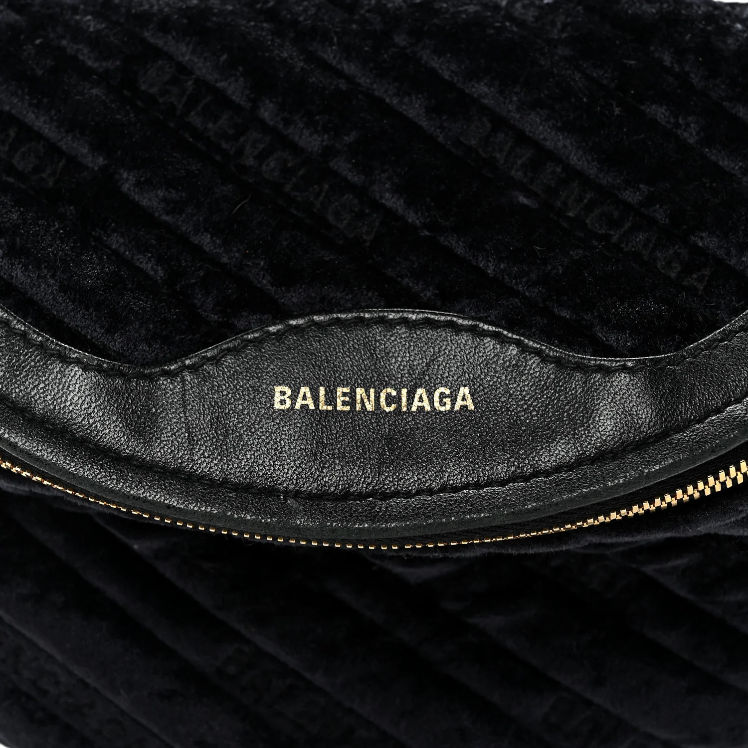 Crushed Velvet Logo Embossed XXS Souvenir Belt Bag Black