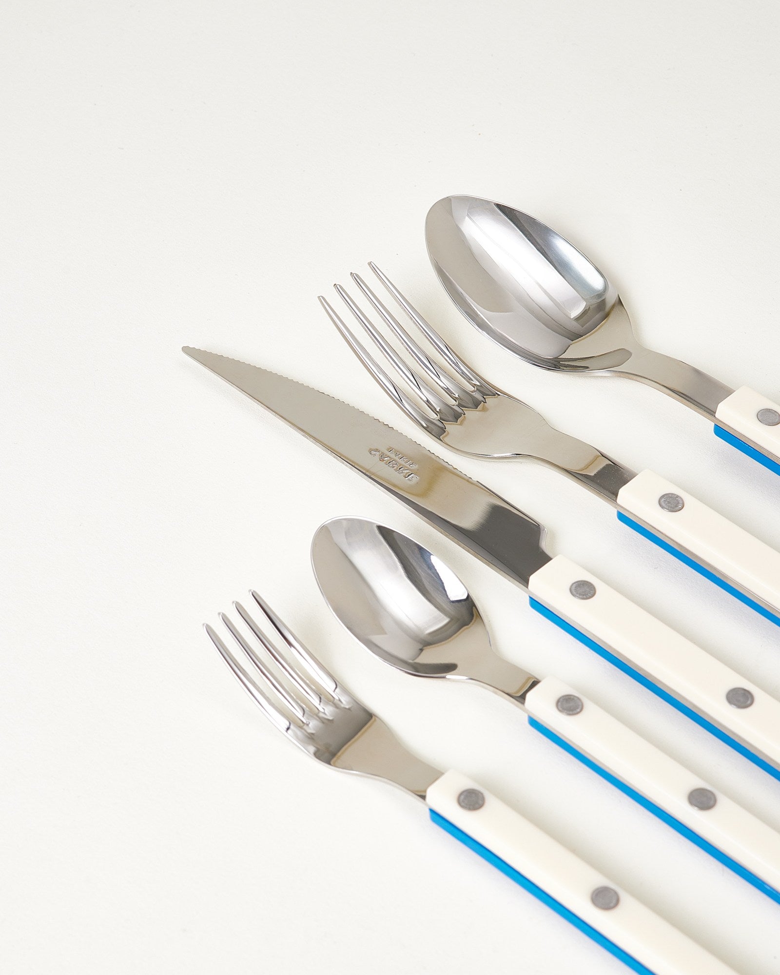 MAM X SABRE PARIS - CUTLERY SET OF 5 OFF-WHITE BLUE