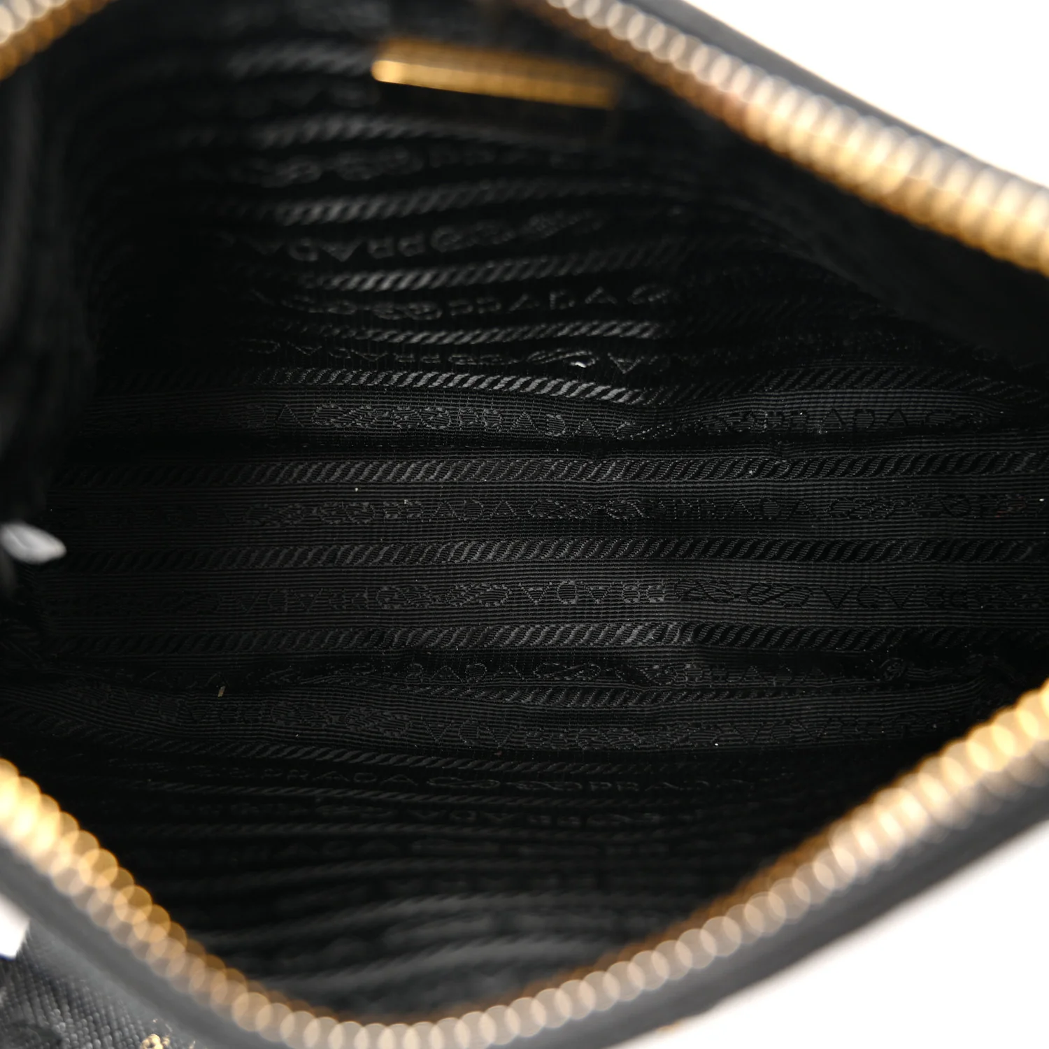 Saffiano Lux Re-Edition 2005 Shoulder Bag Black