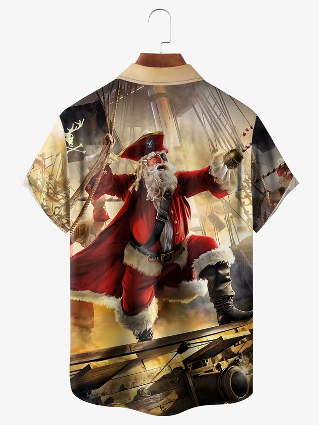 Chemise hawaïenne à manches courtes avec poche poitrine et motif pirate de Noël