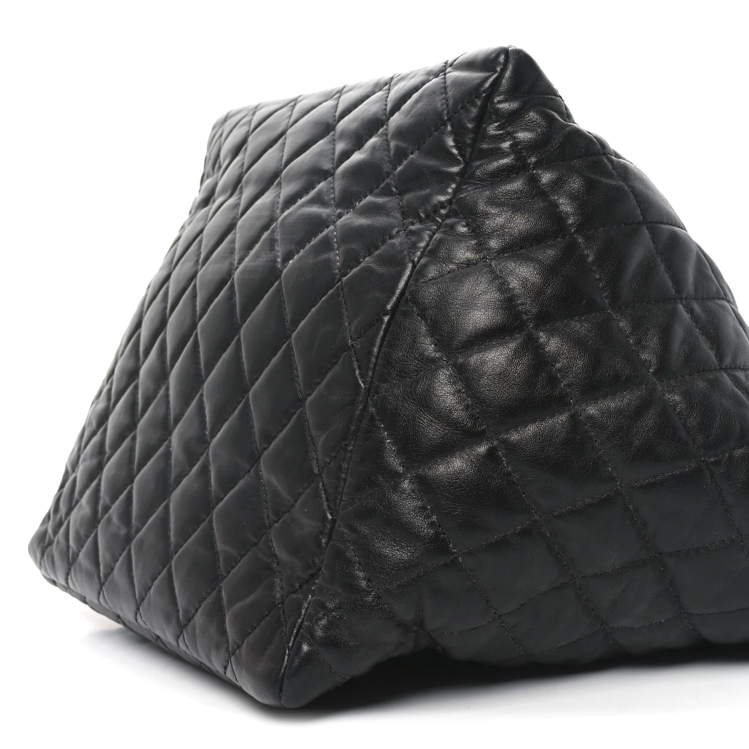 Lambskin Quilted Week End on Mars Tote Black