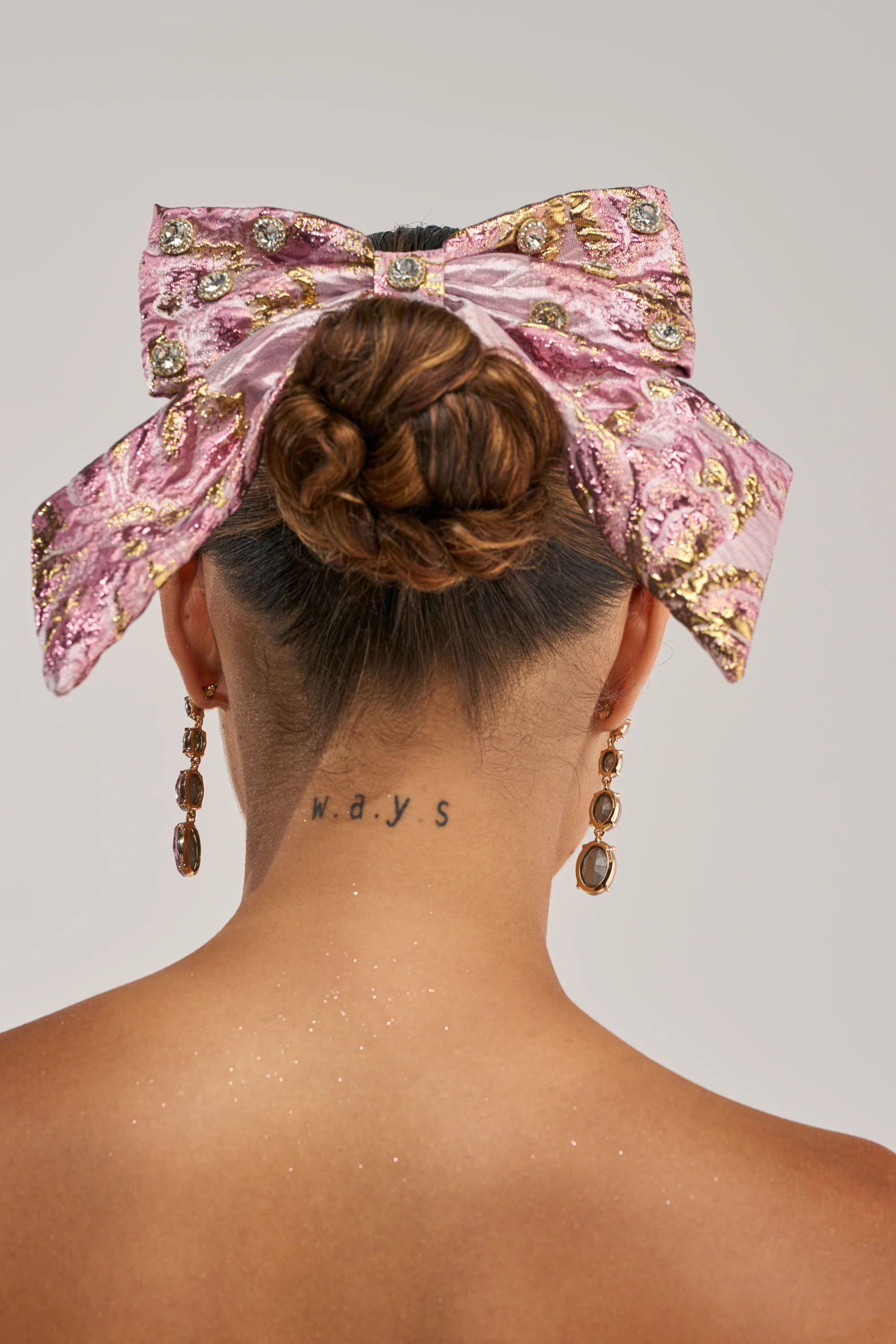 GLAM GROOVE BROCADE HAIR BOW - Akira Store