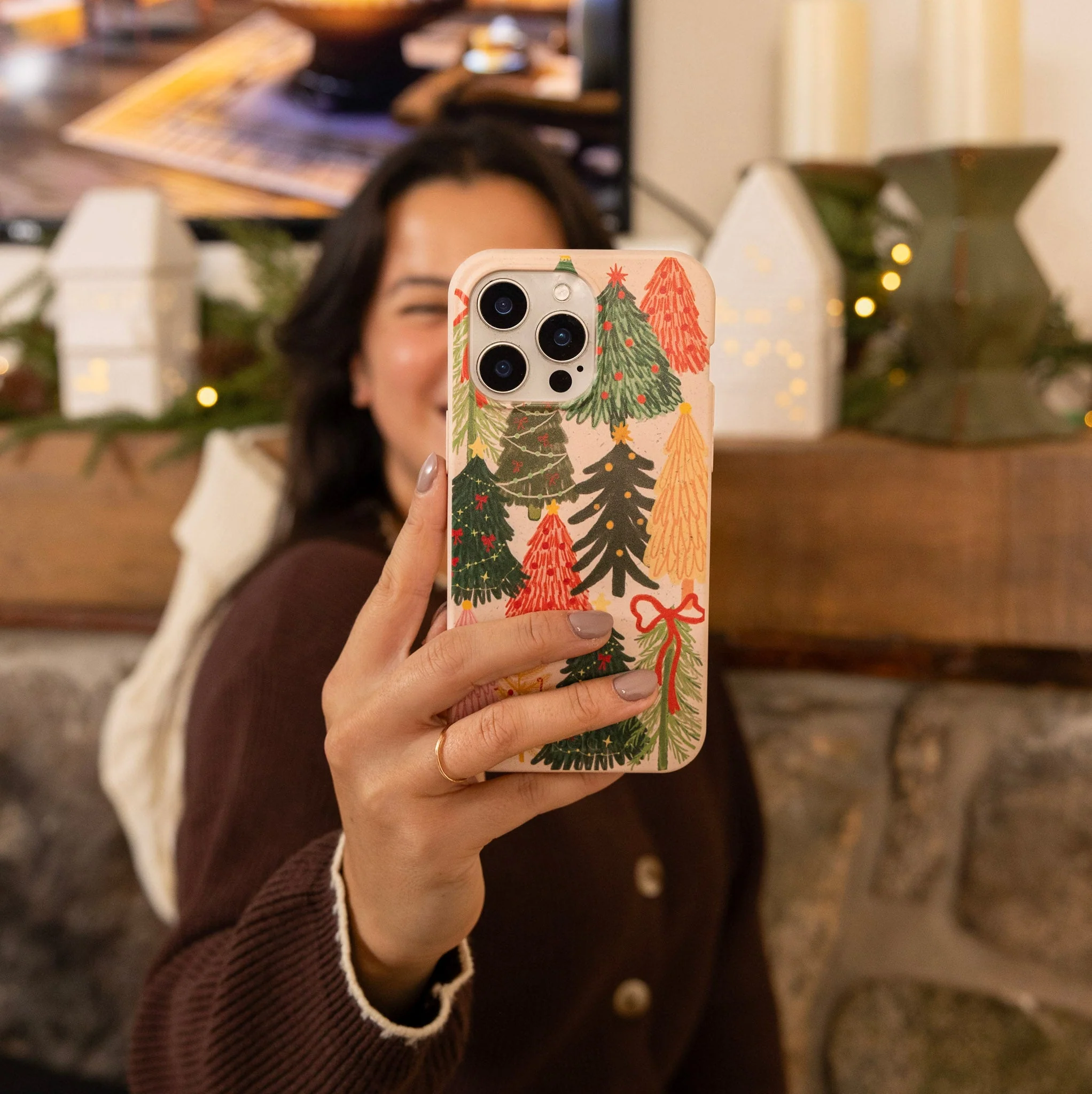 Seashell Festive Trees iPhone 16 Case