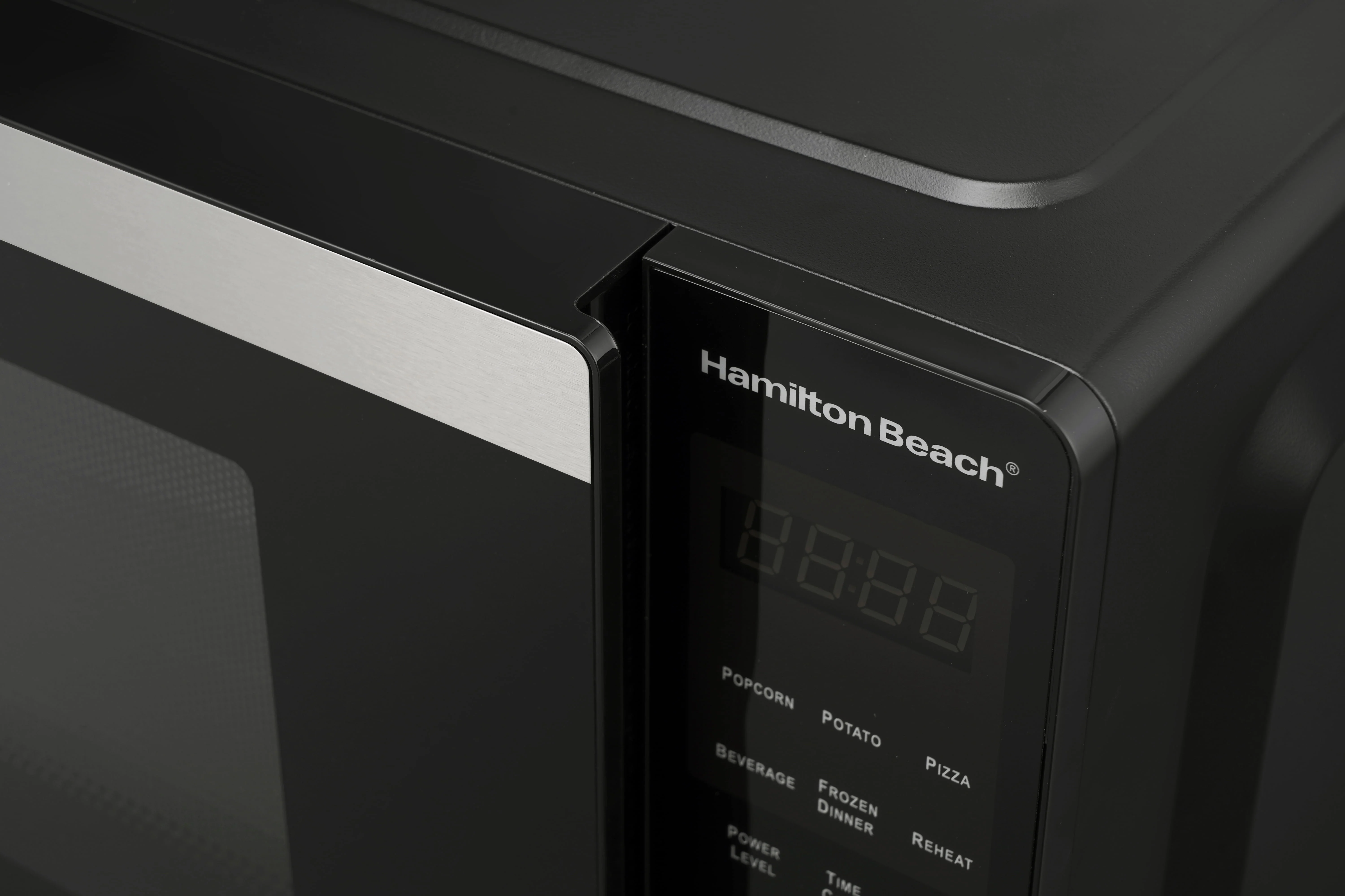 Hamilton Beach 0.9 cu ft Countertop Microwave Oven, 900 Watts, Stainless Steel, New
