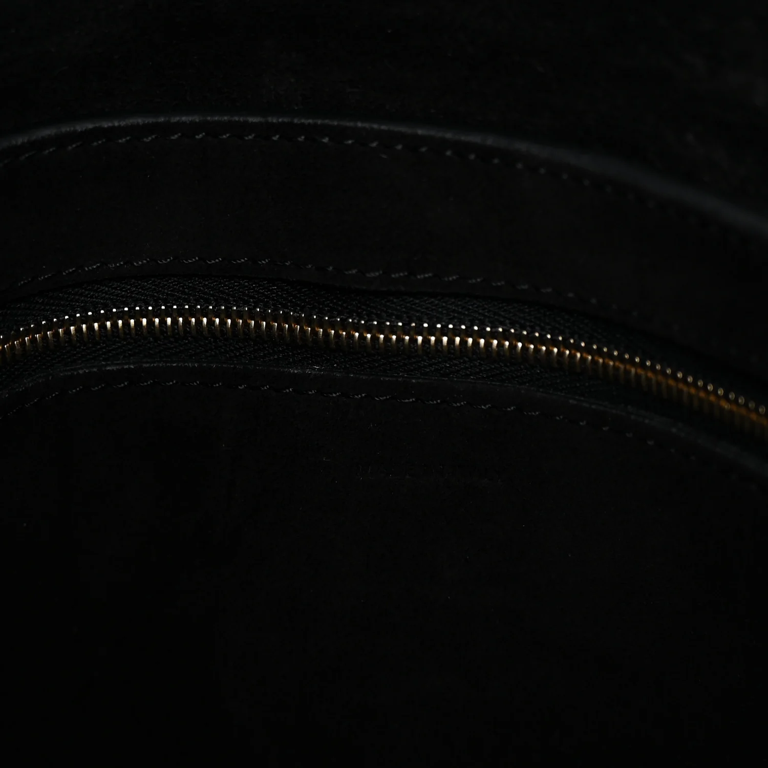 Soft Grained Calfskin Sangle Bucket Bag Black