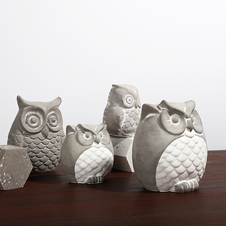 Hand Curved Gift Item Home Decoration Pieces Cement Owl Shape Garden Ornaments