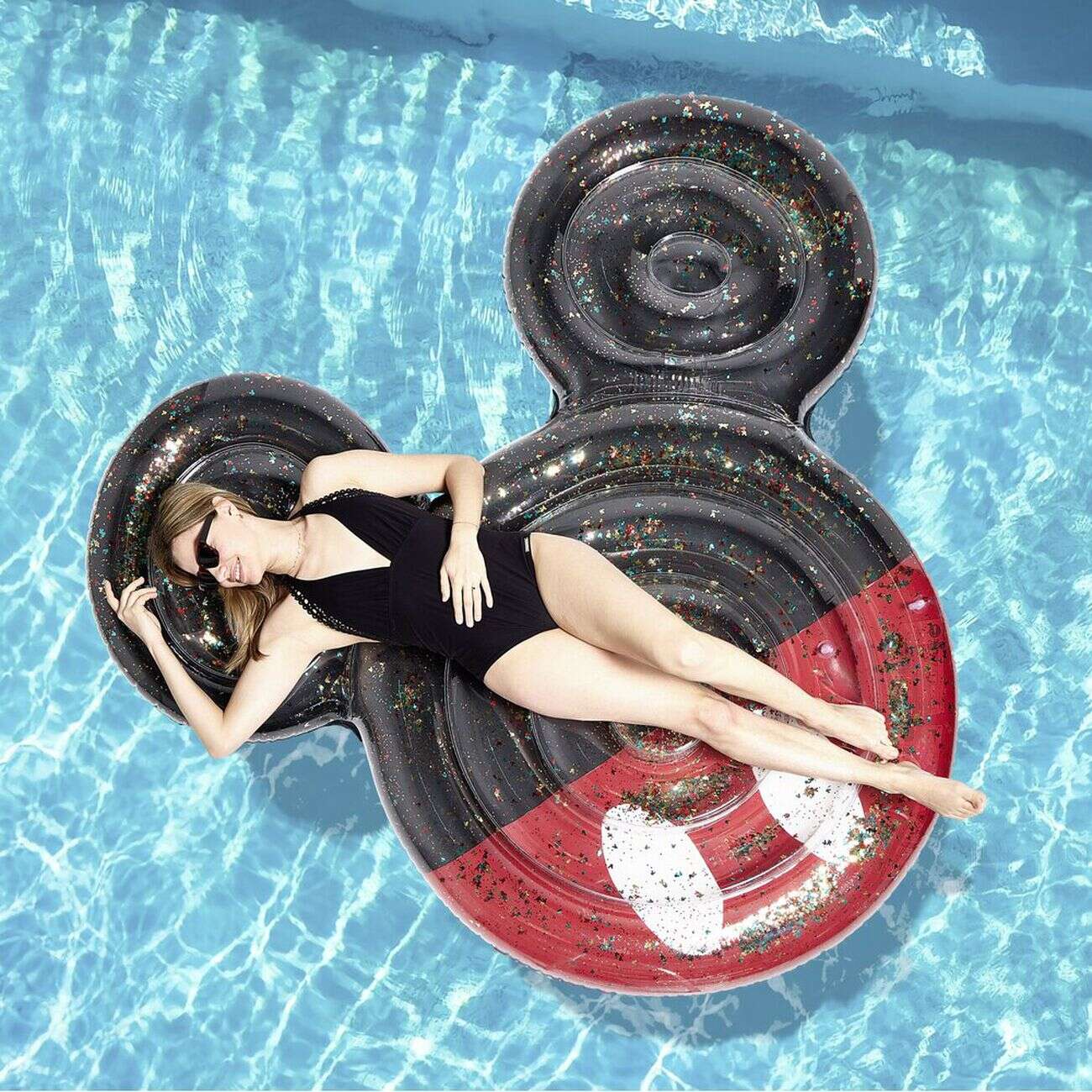 Matelas gonflable Disney Mickey avec oreilles rouge et noir Ø120cm