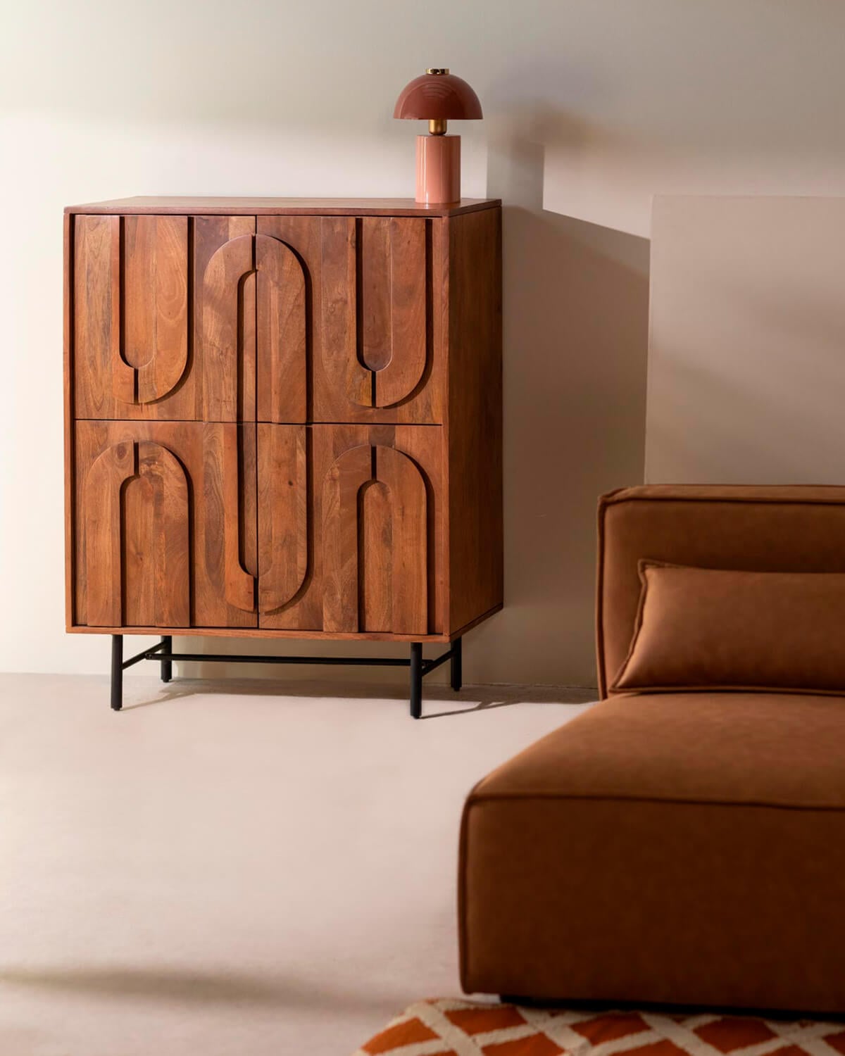 Lenan - Mueble Bar de Madera de Mango Lenan