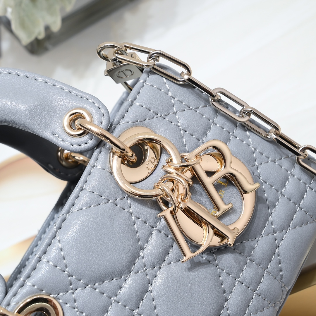 D new arrival D-Joy tote lady bag size??16*5.5*10 cm