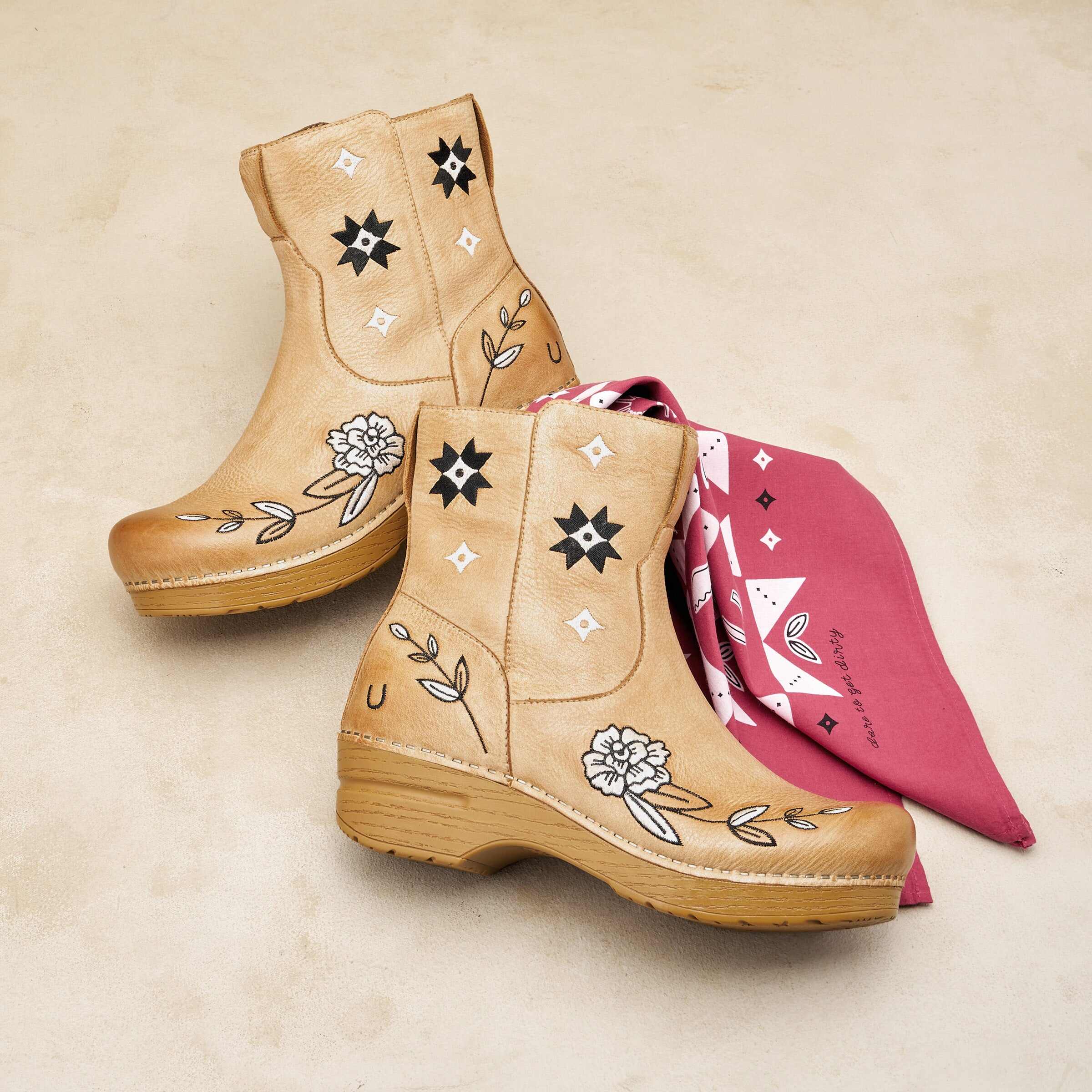 Jenni Boot & Bandana - DANSKO OUTLET