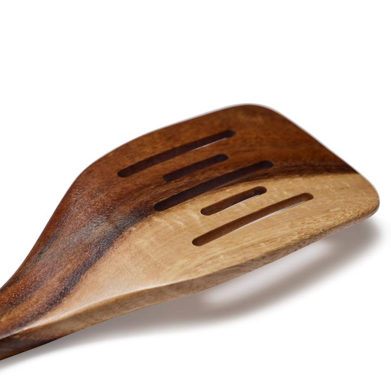 Stekespade akasietre