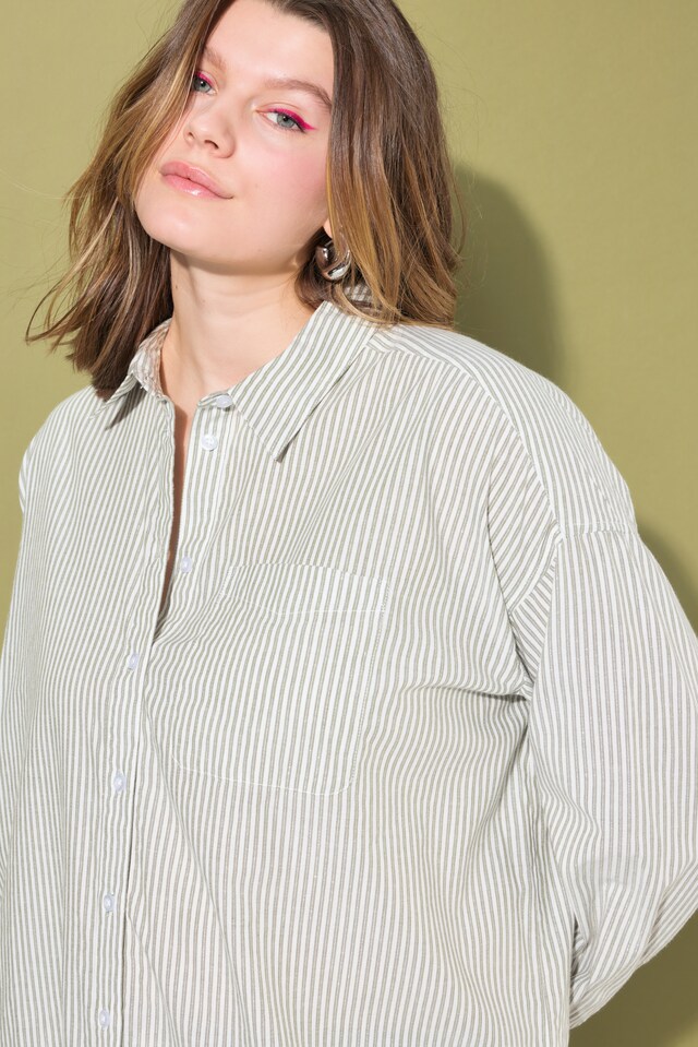 Oversized long-sleeve glittery stripe shirt