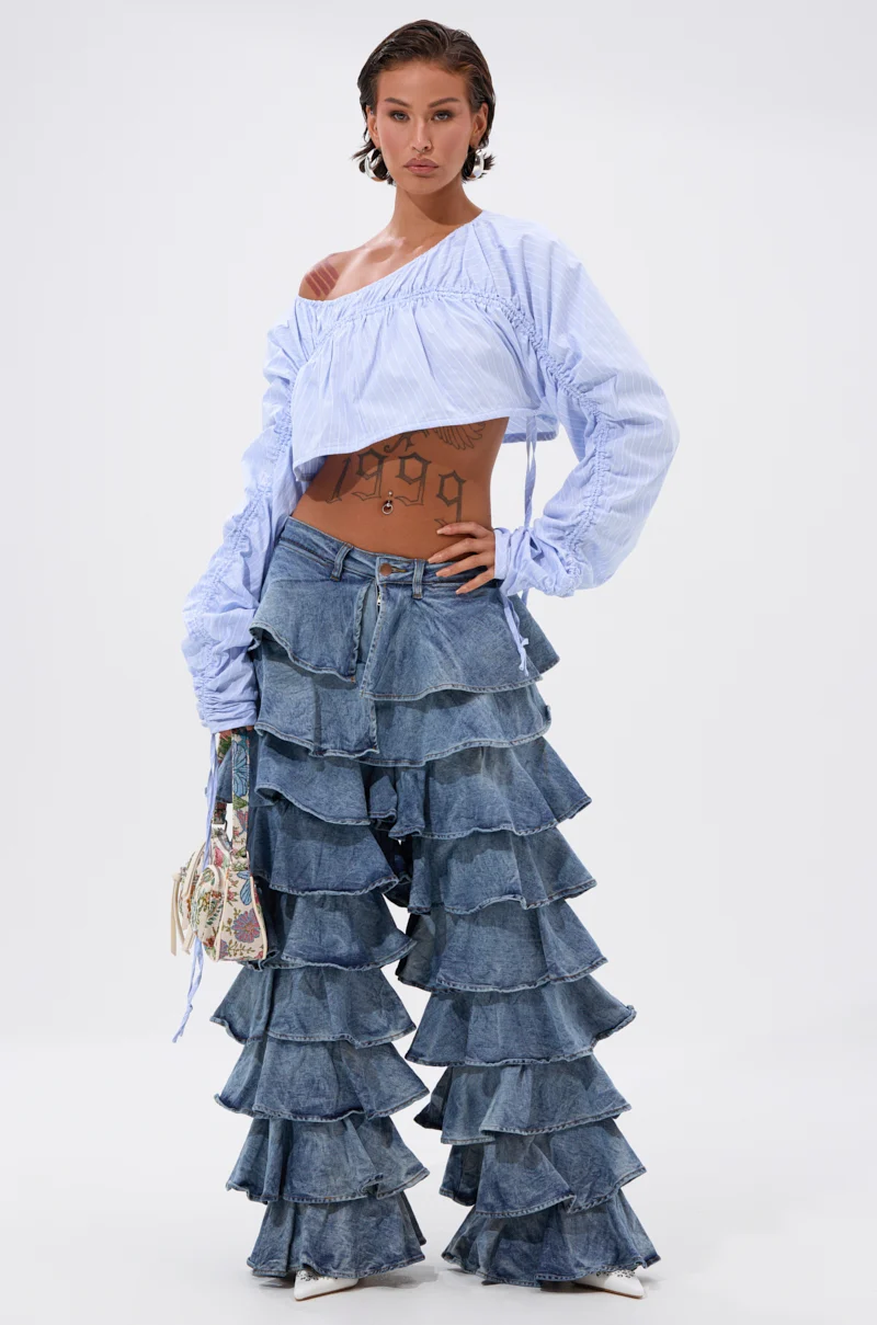 LOOK THIS WAY RUFFLE DENIM PANT - Akira Store
