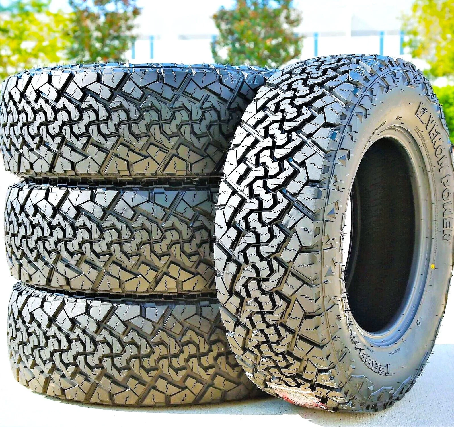 Venom Power Terra Hunter X/T 265/75R16 116T Extreme Terrain Tire