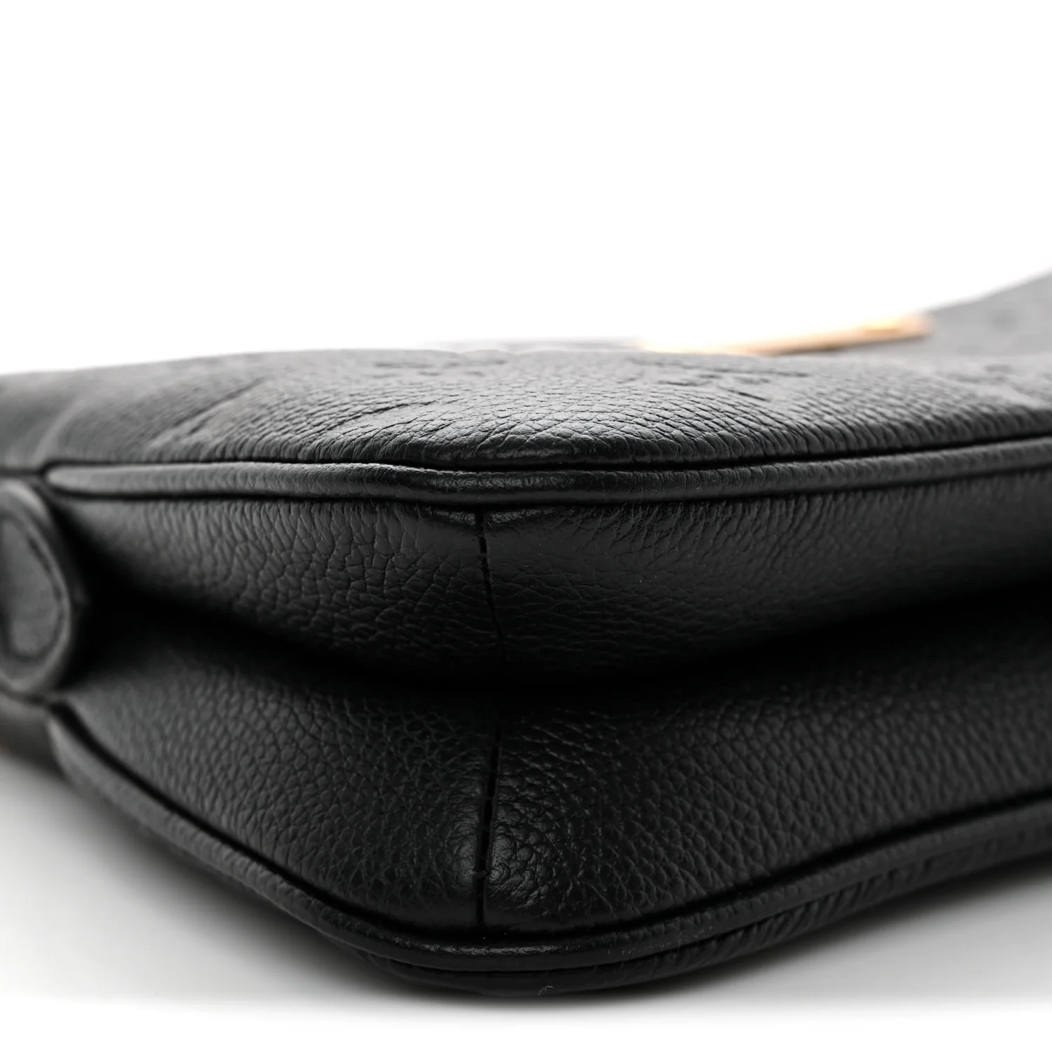 Empreinte Monogram Liv Pochette Black