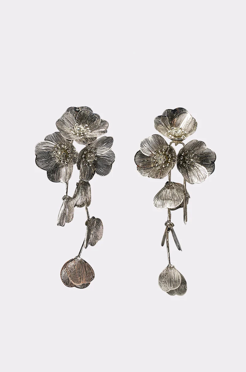 PRETTY LADY EARRING - Akira Store