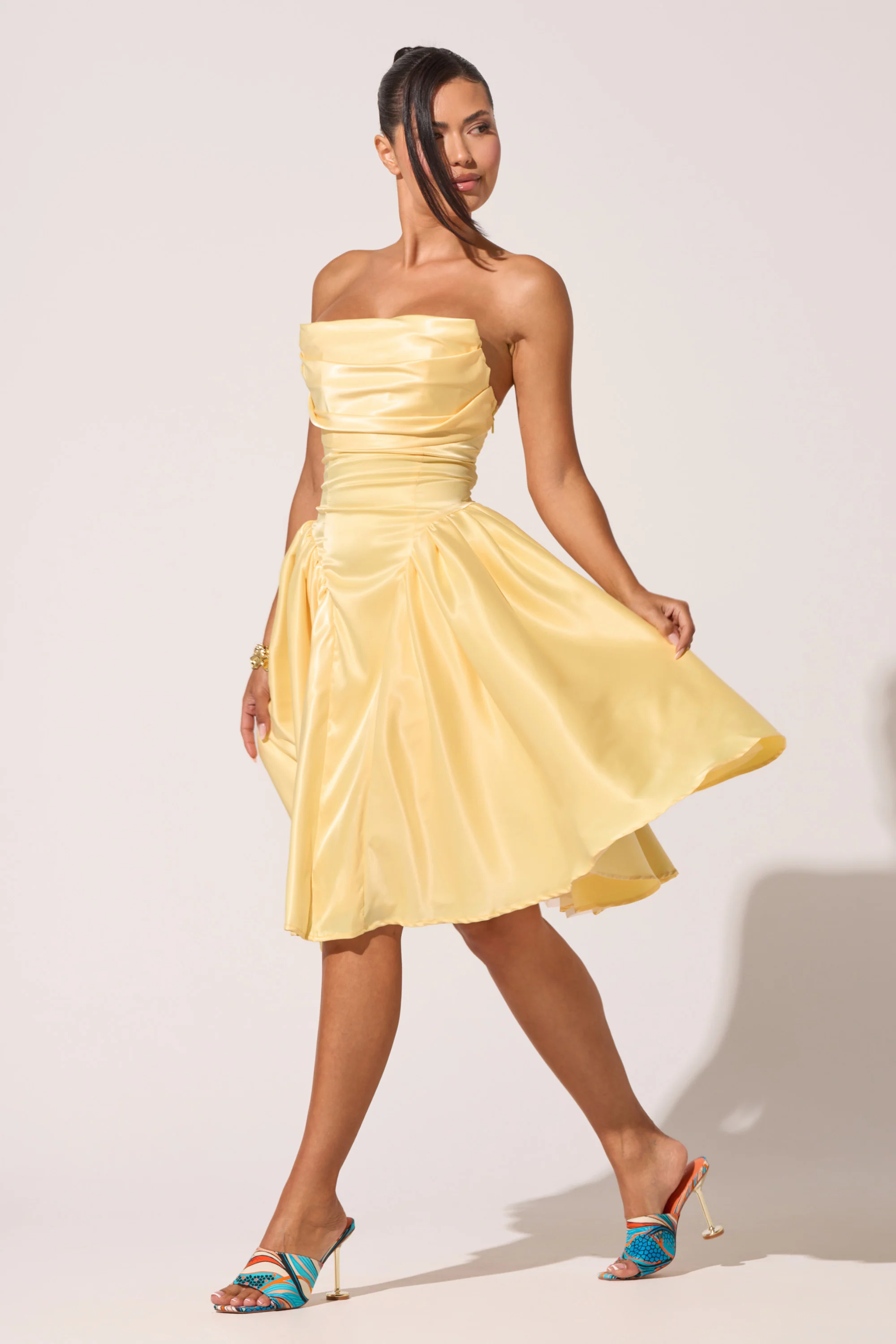 SHE CUTE CORSET MIDI DRESS - Akira Store
