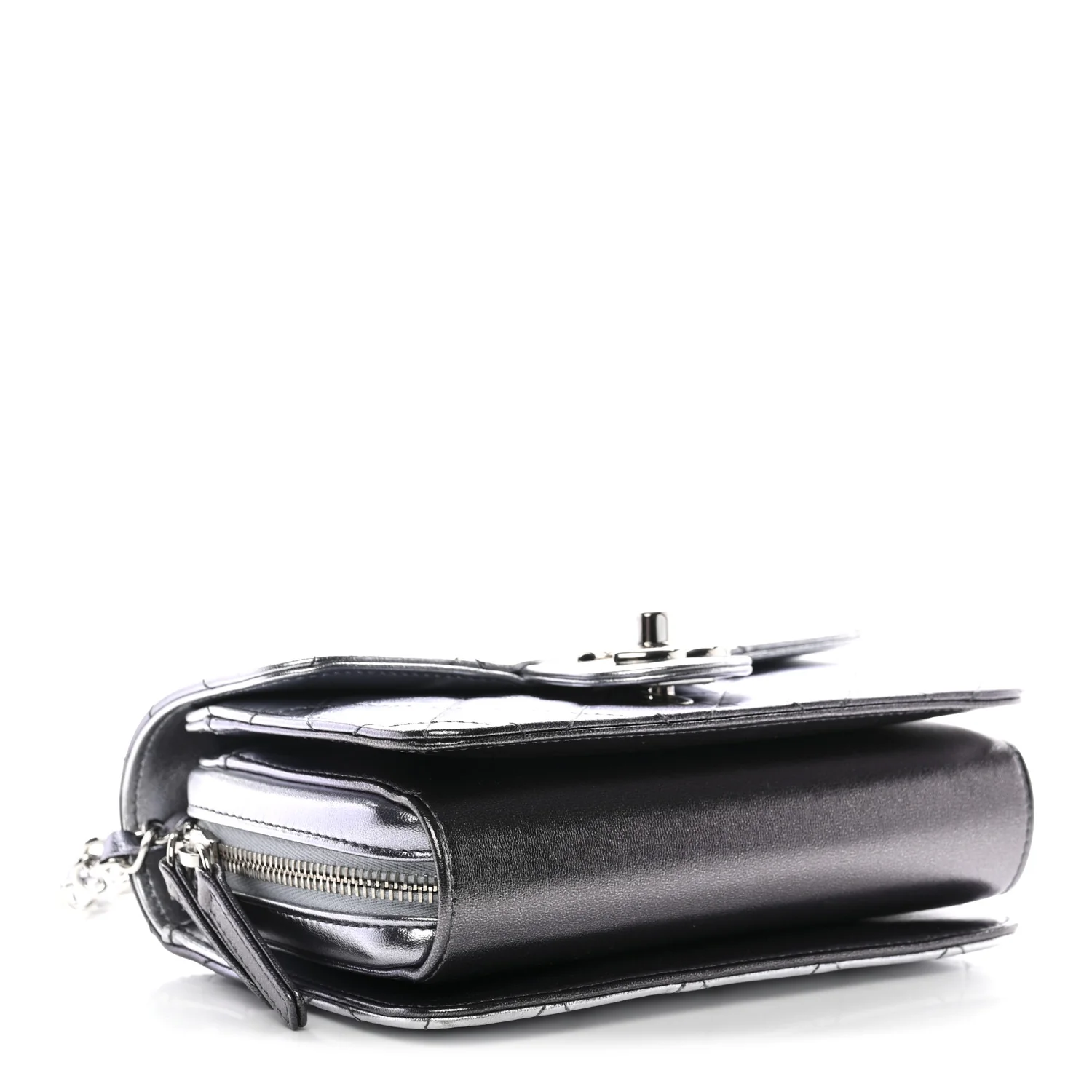 Metallic Lambskin Like A Wallet Flap Silvery Black