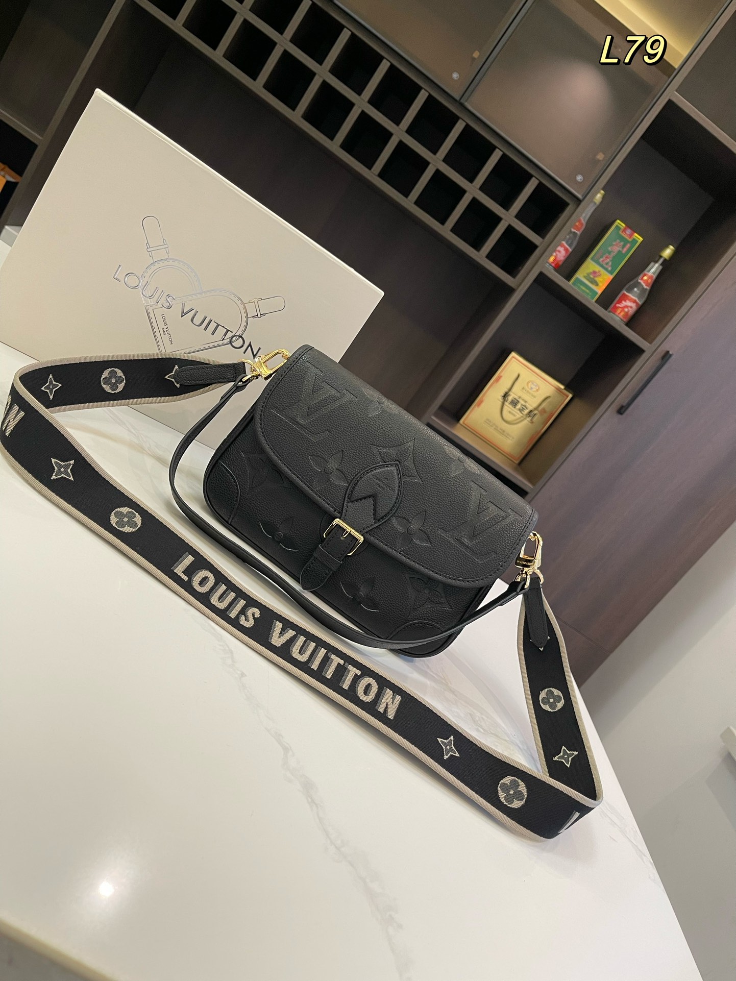 Louis new arrival Diane bag size??25*17cm