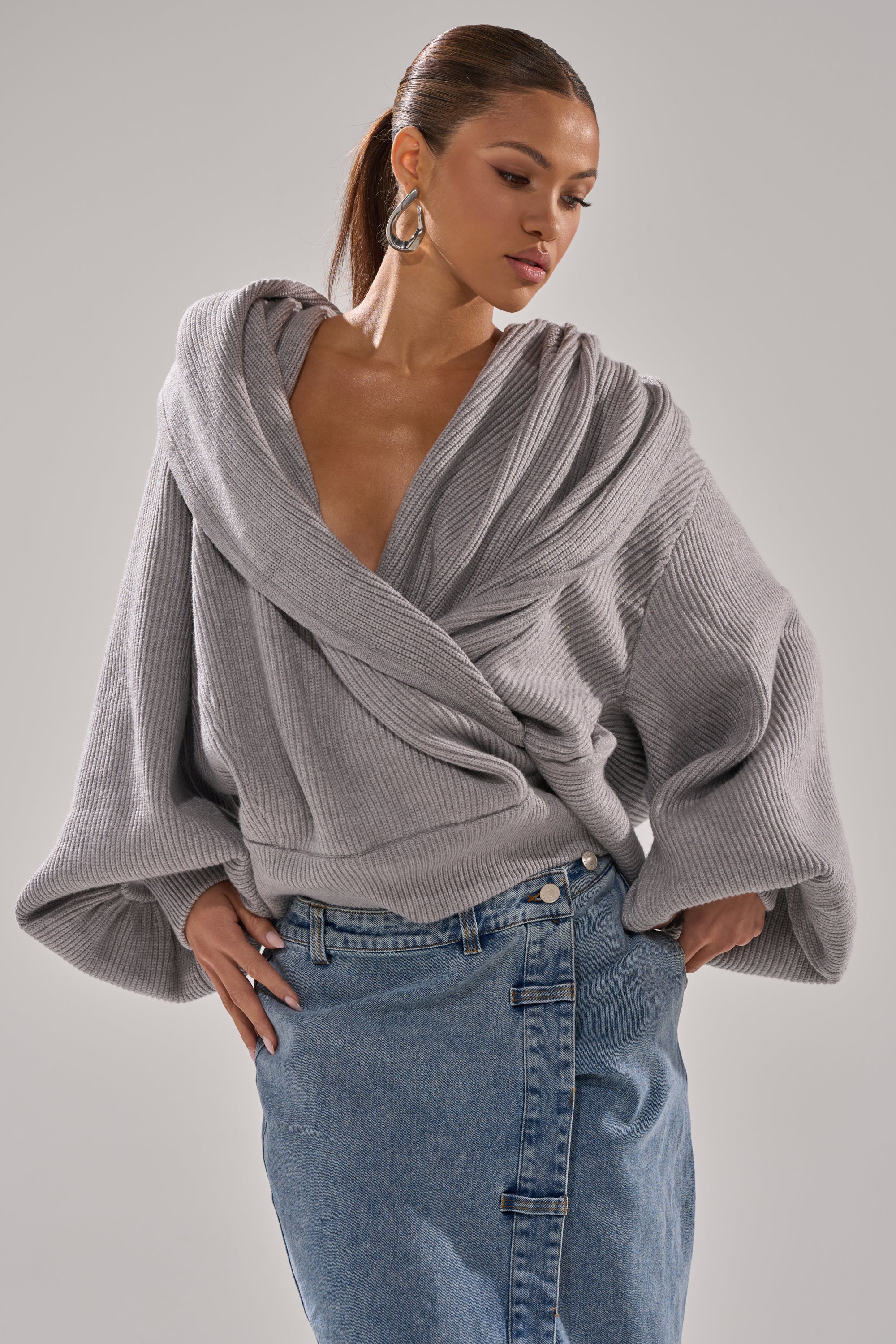 CRAZY FOR YOU CROSS FRONT SWEATER - Akira Store