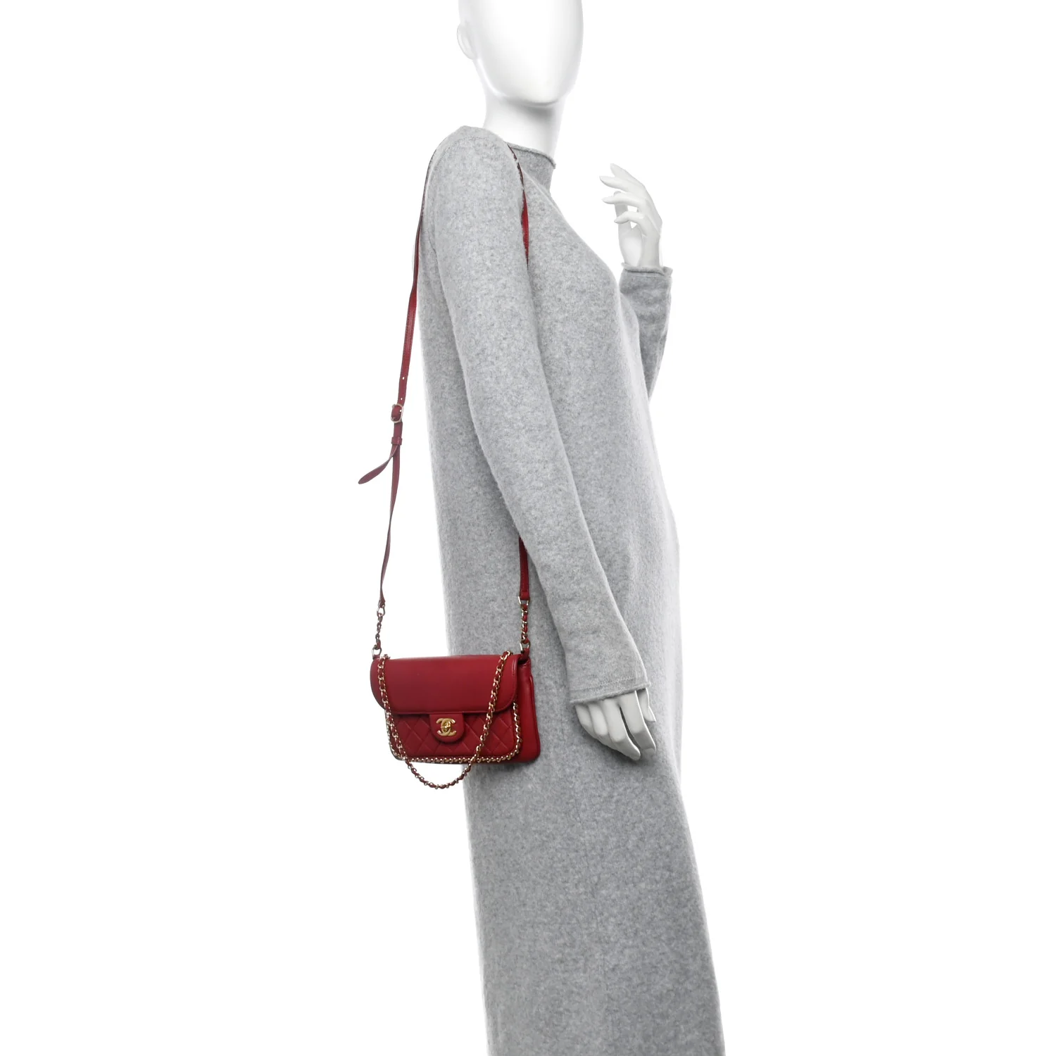 Lambskin Quilted CC Unchained Crossbody Red