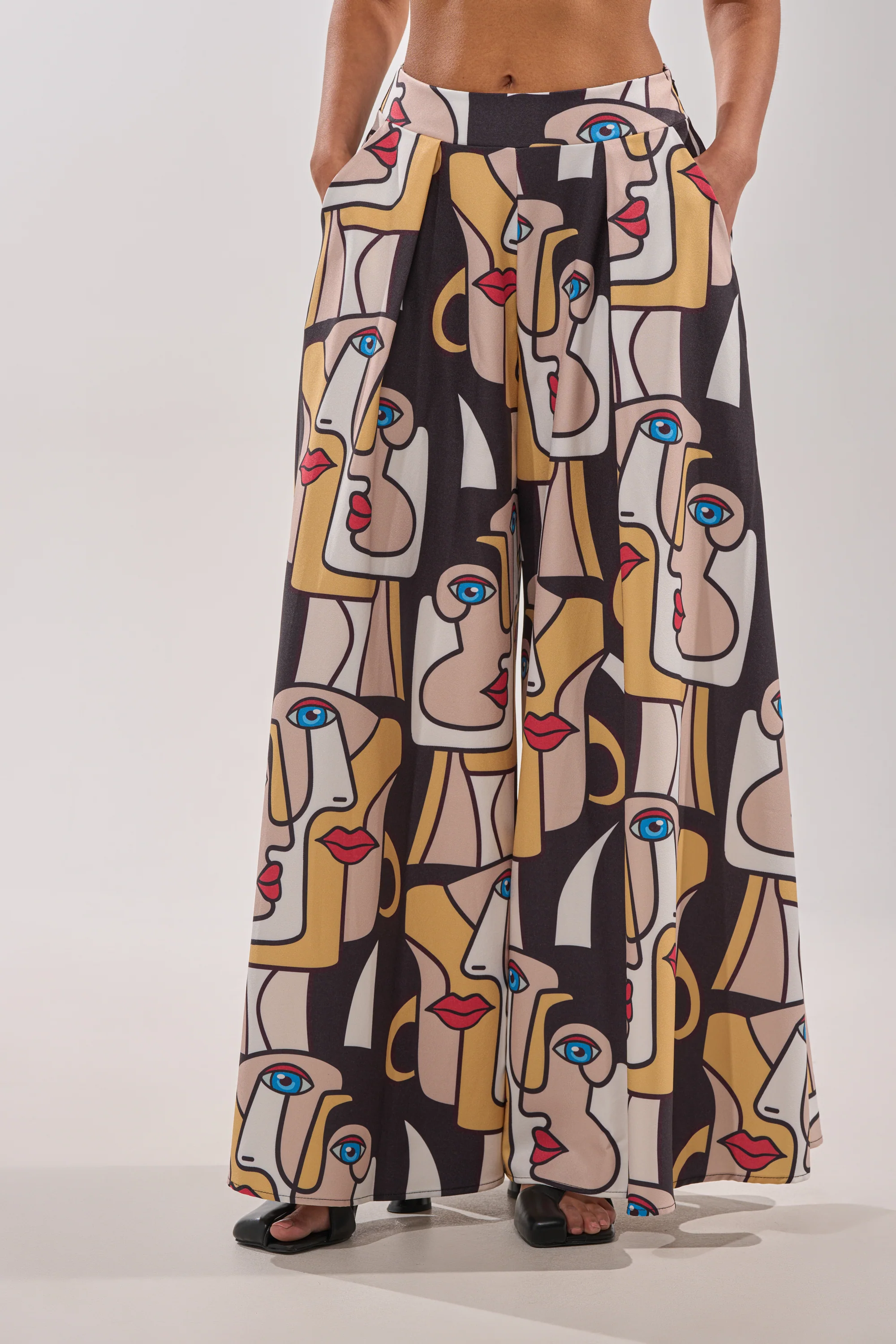 FACES EVERYWHERE TROUSER - Akira Store