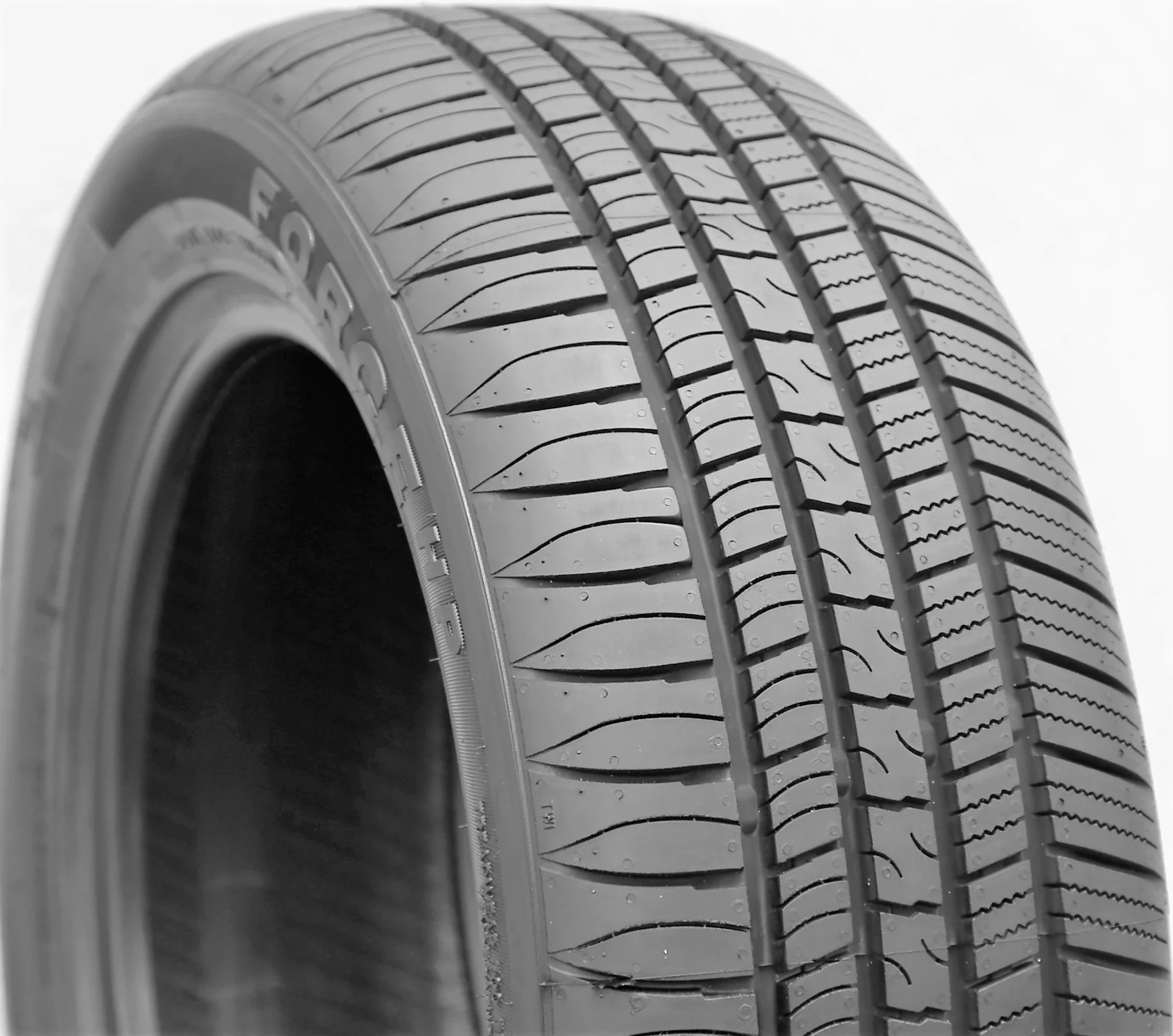 Atlas Force HP 235/75R15 105S AS A/S All-Season Tire