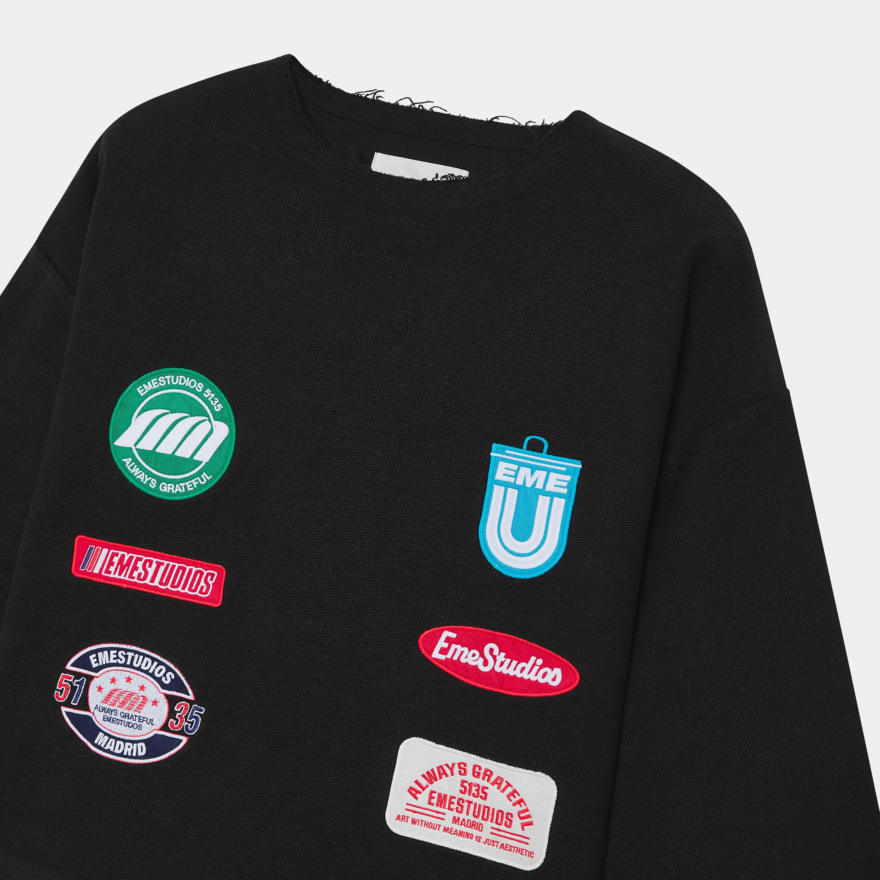Patches Black Oversized Crewneck