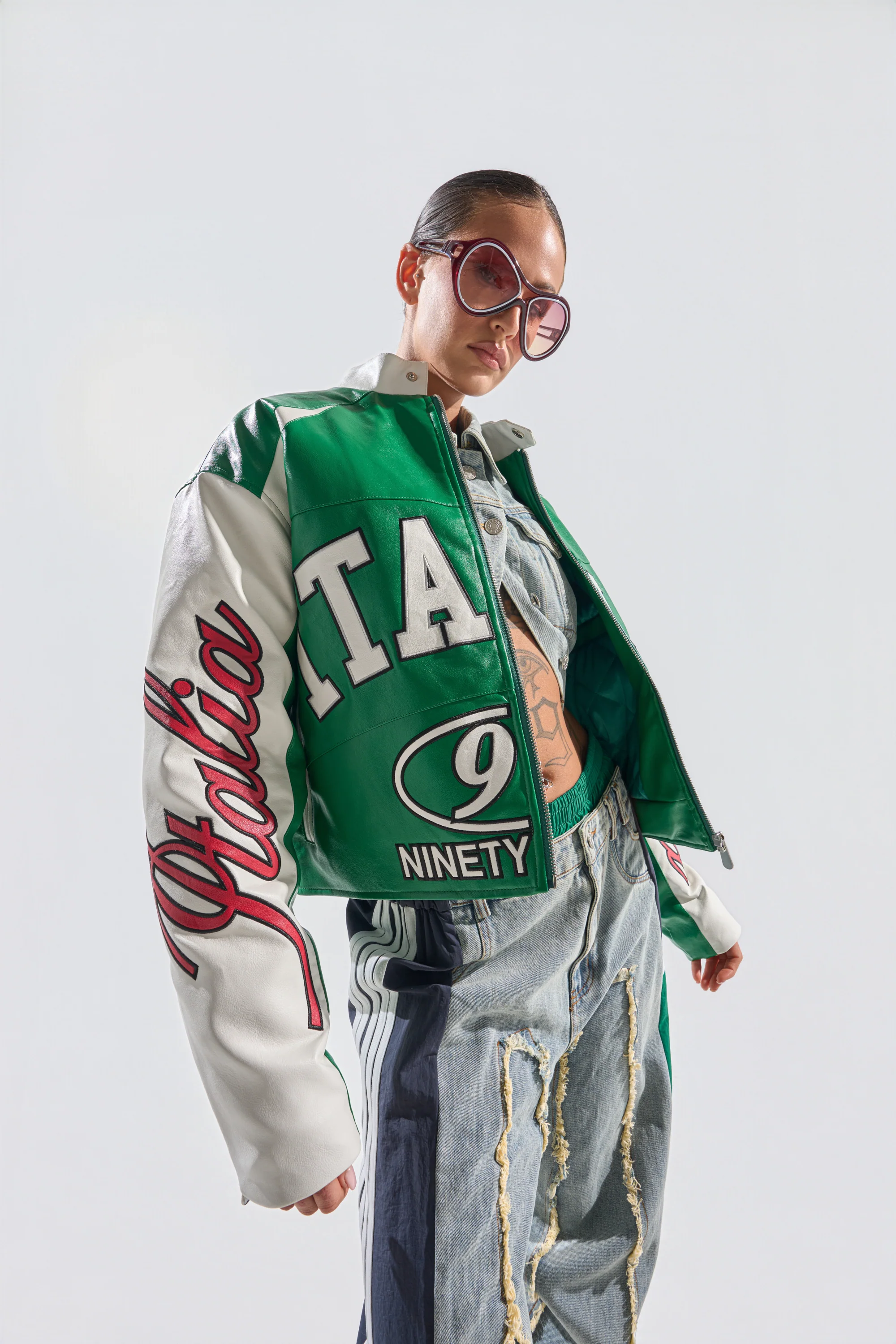 CATCHING FLIGHTS EMBROIDERED BOMBER - Akira Store