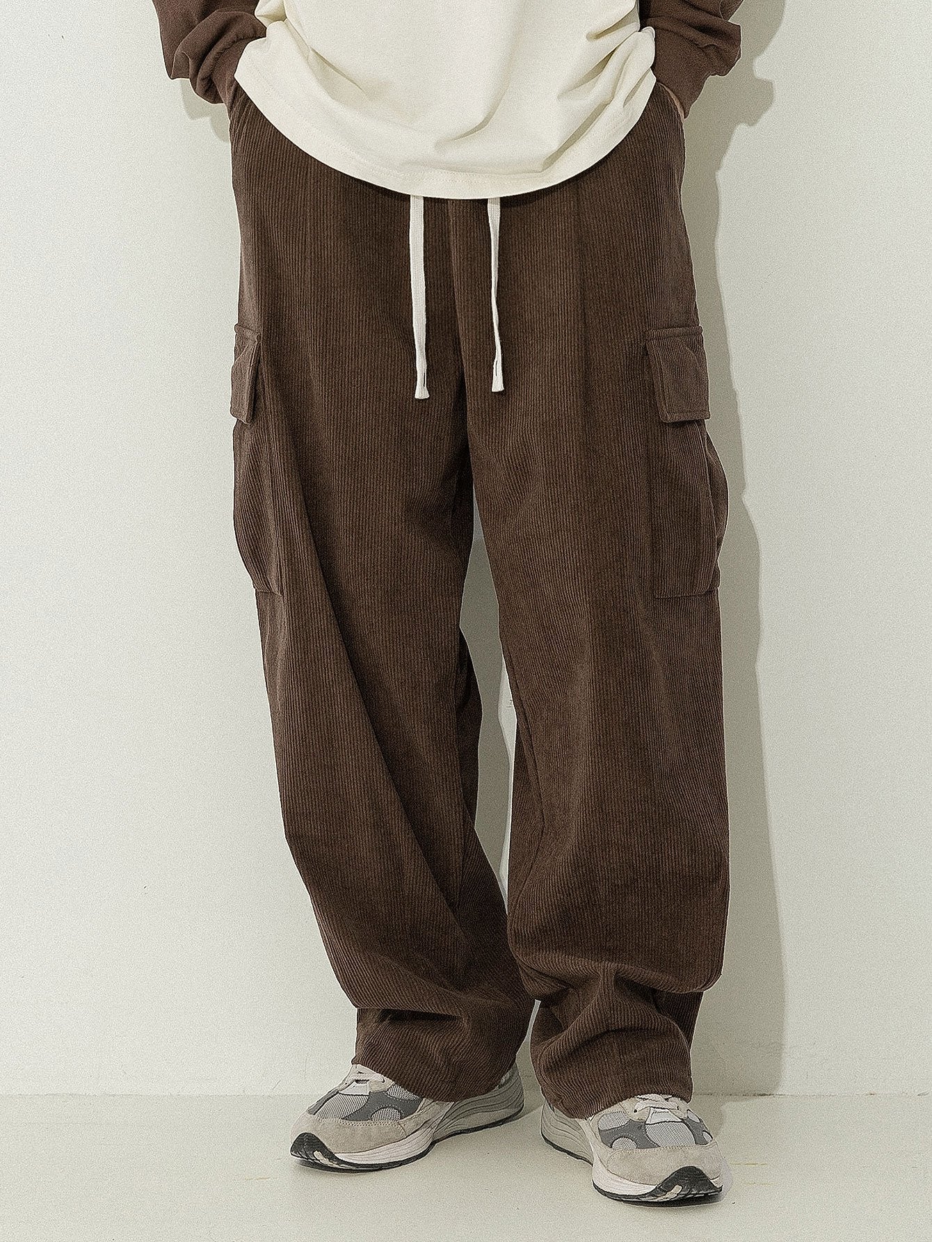 Pantalon cargo en velours côtelé coupe ample
