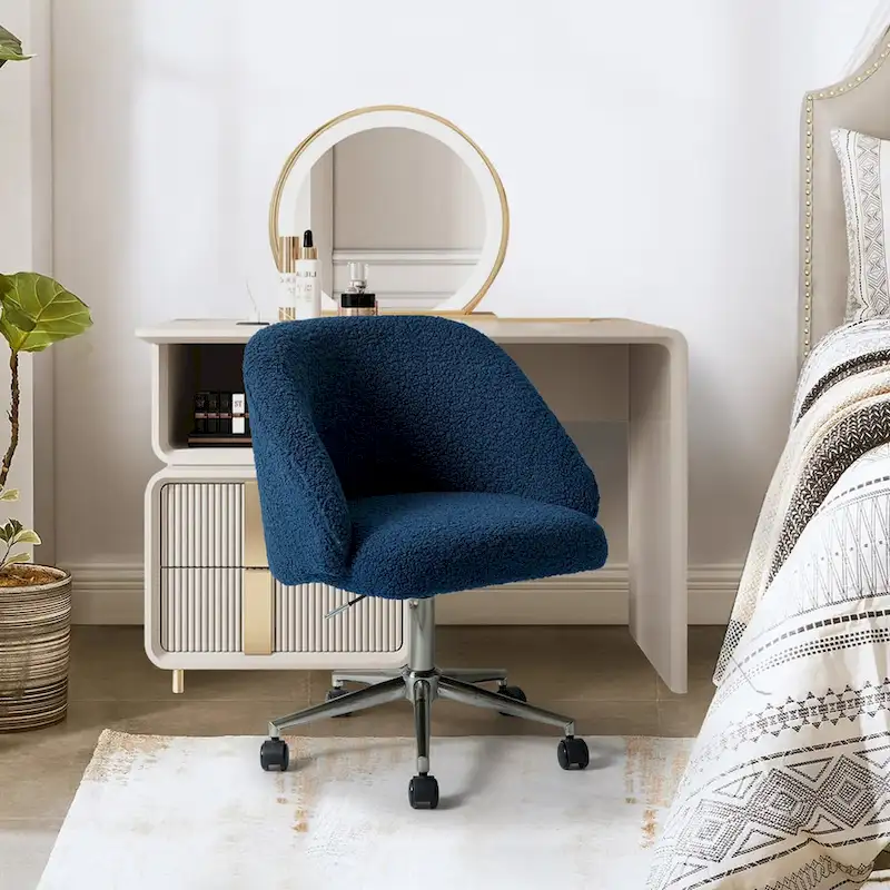 Boucle Swivel Office Chair with Rolling Wheels