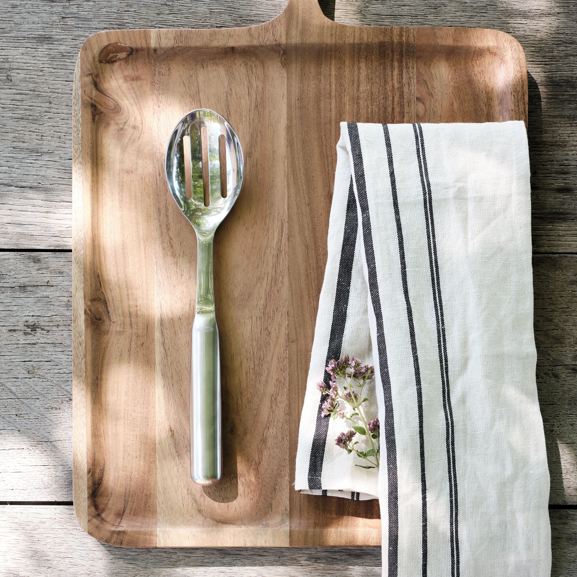 OXO - Cuillère de service perforée en inox 28cm - gris métallisé