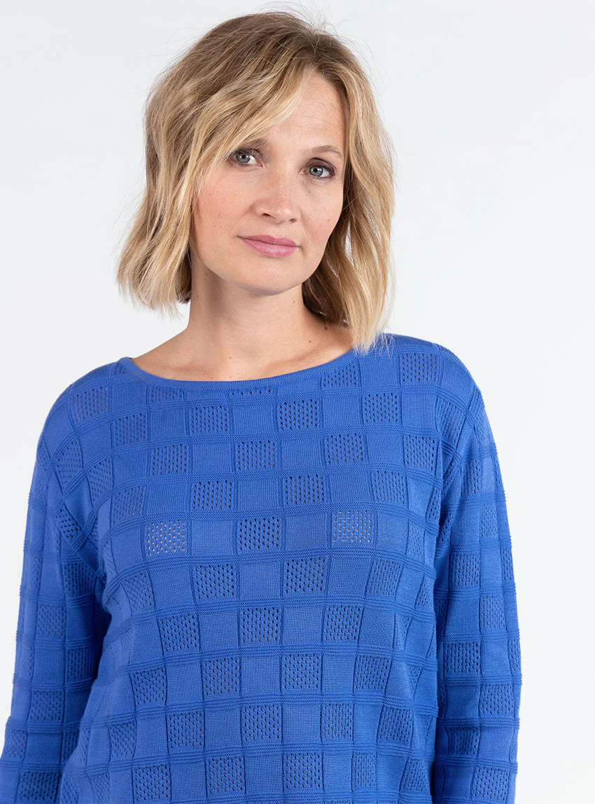 Pull femme ajouré en coton bleu atlantique