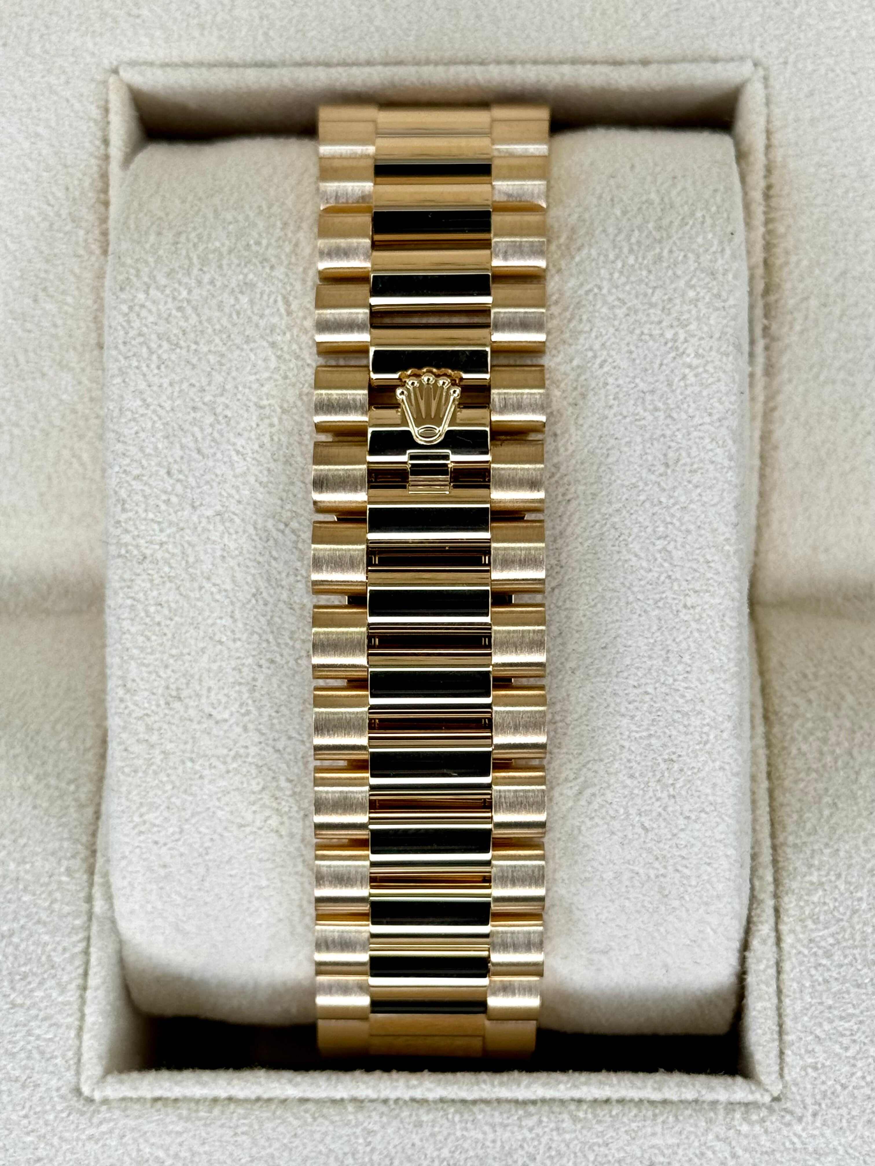 2022 ロレックス デイデイト 40mm 228238 プレジデンシャル ホワイトダイヤルRolex