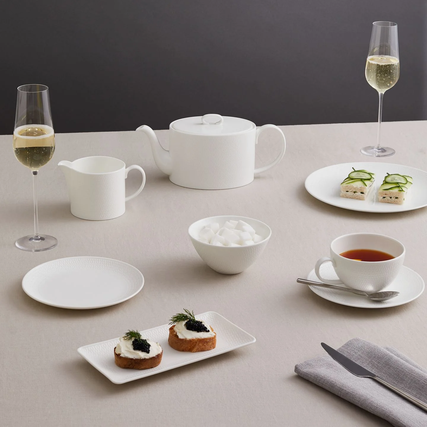 Gio 7 Piece Tea Set