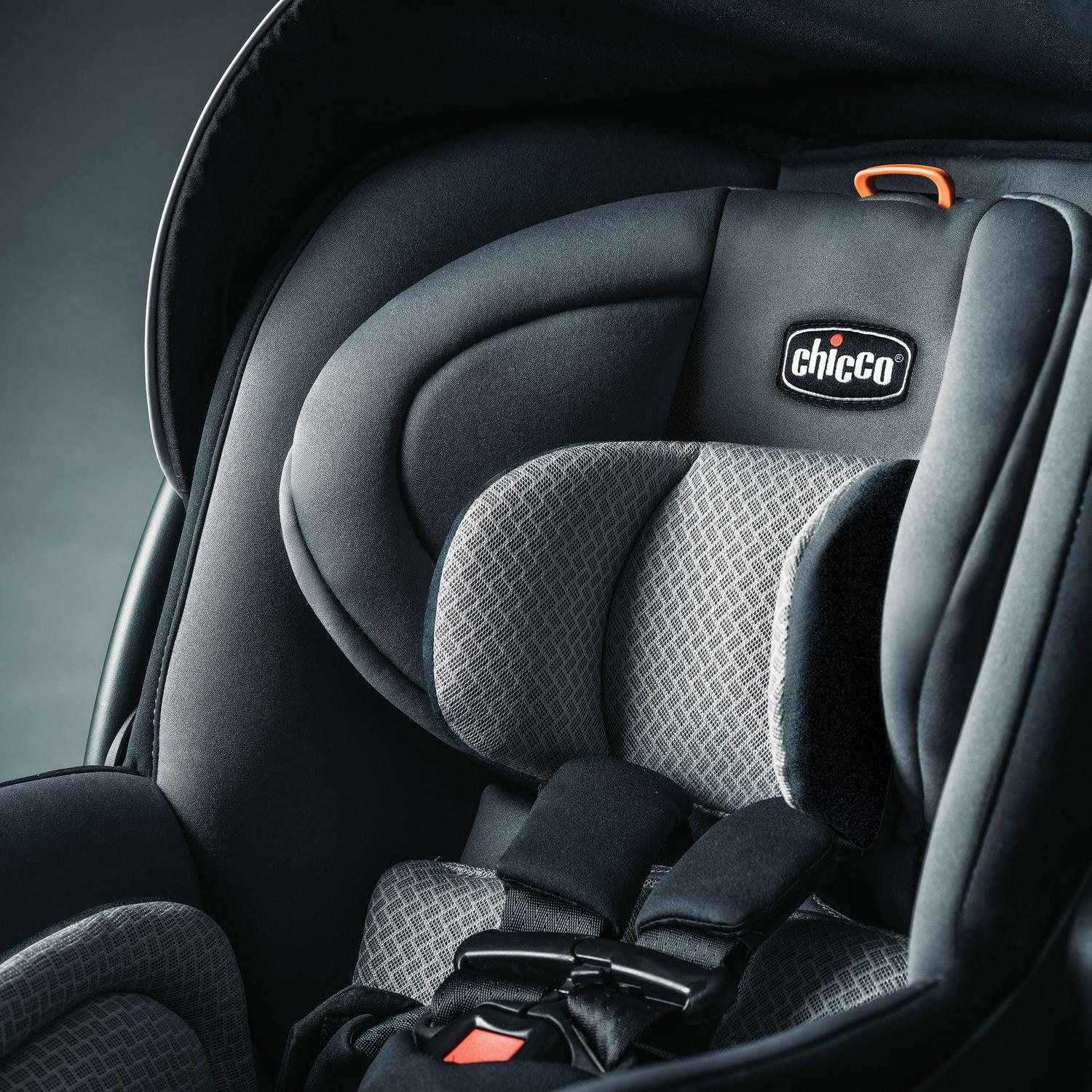 Chicco Fit2 Adapt Infant & Toddler Car Seat - Ember (Black). New