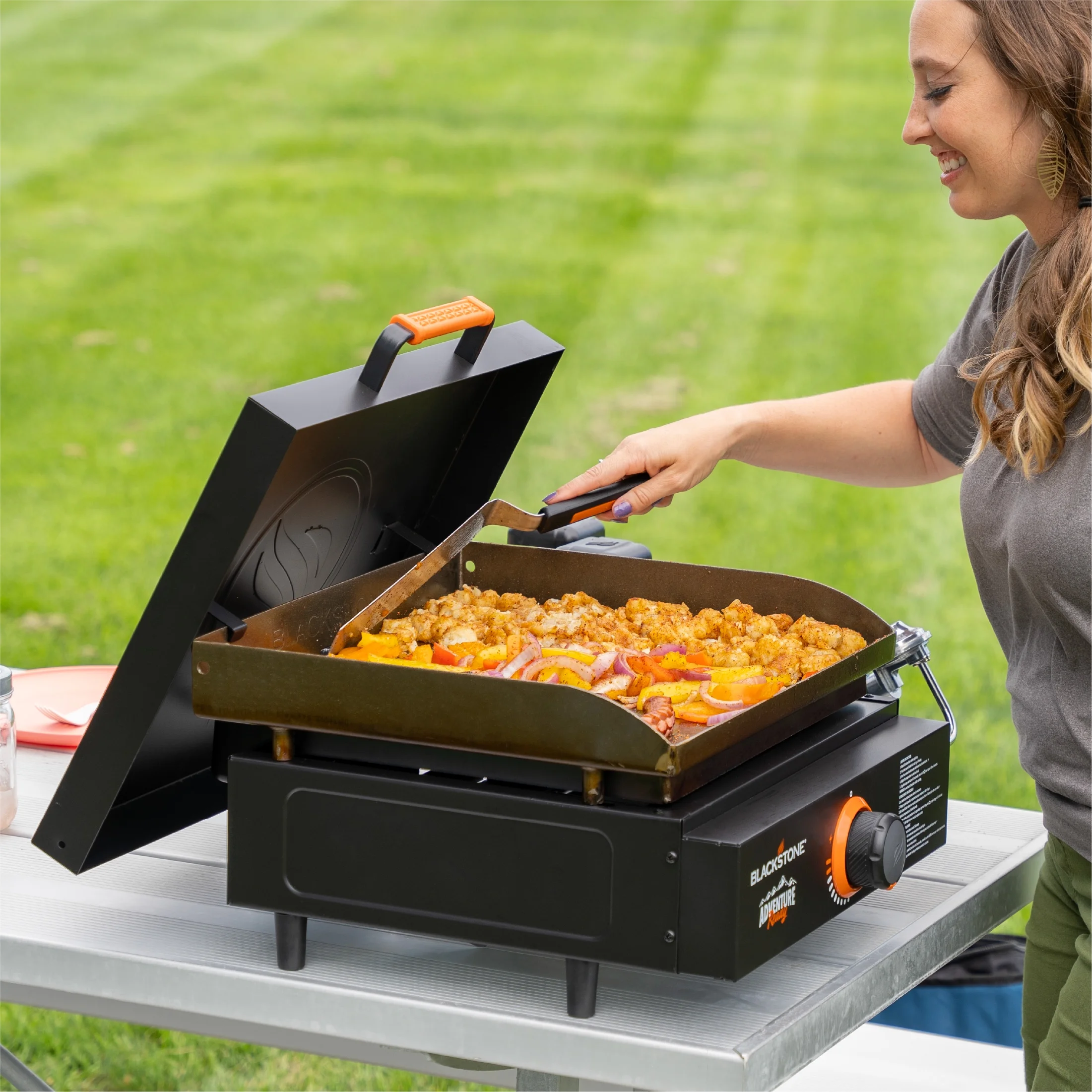 Adventure Ready 17�� Propane Griddle with Hard Cover(Black) - Image 9