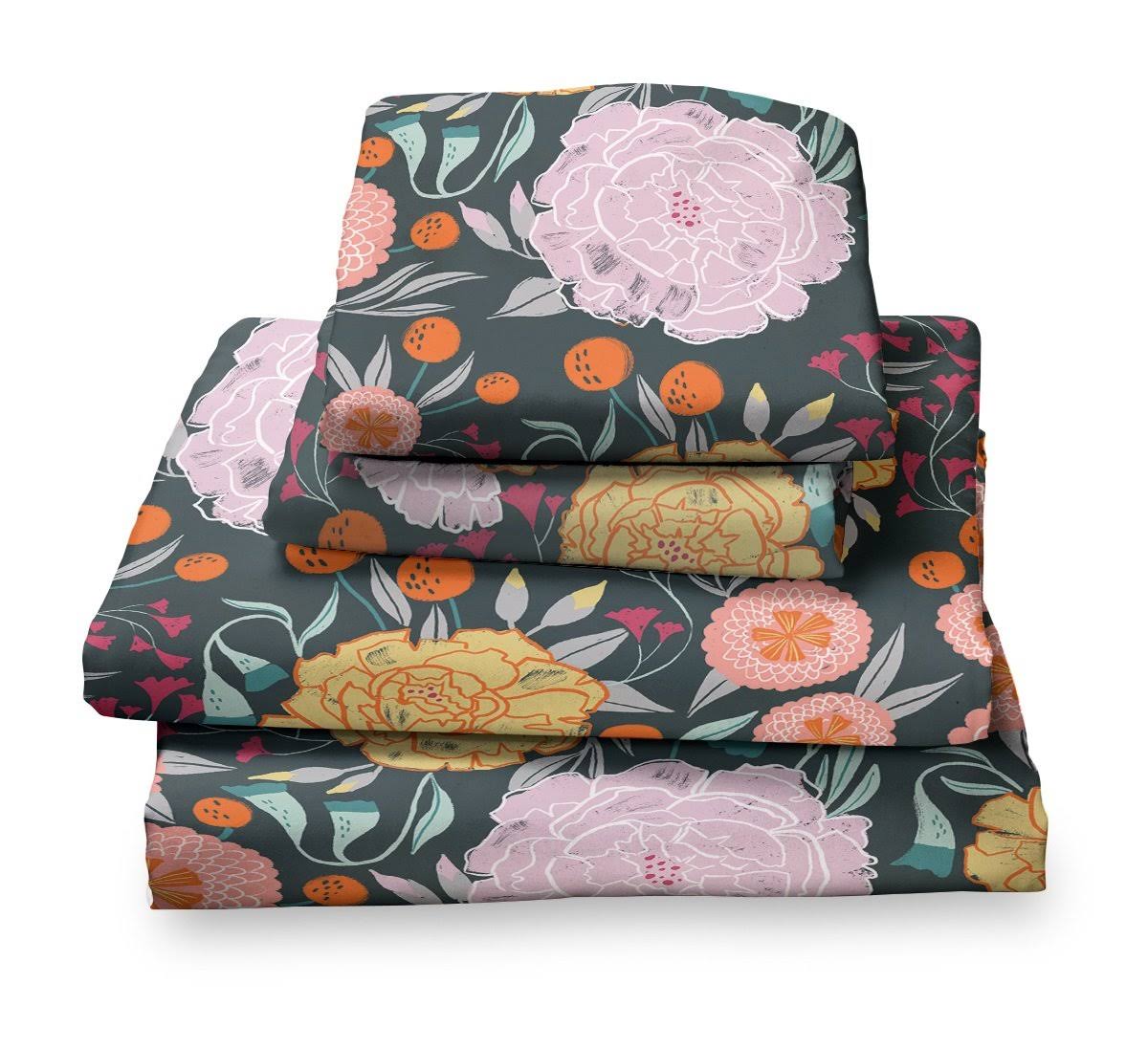 Where The Polka Dots Roam Gray Floral Full Sheet Set